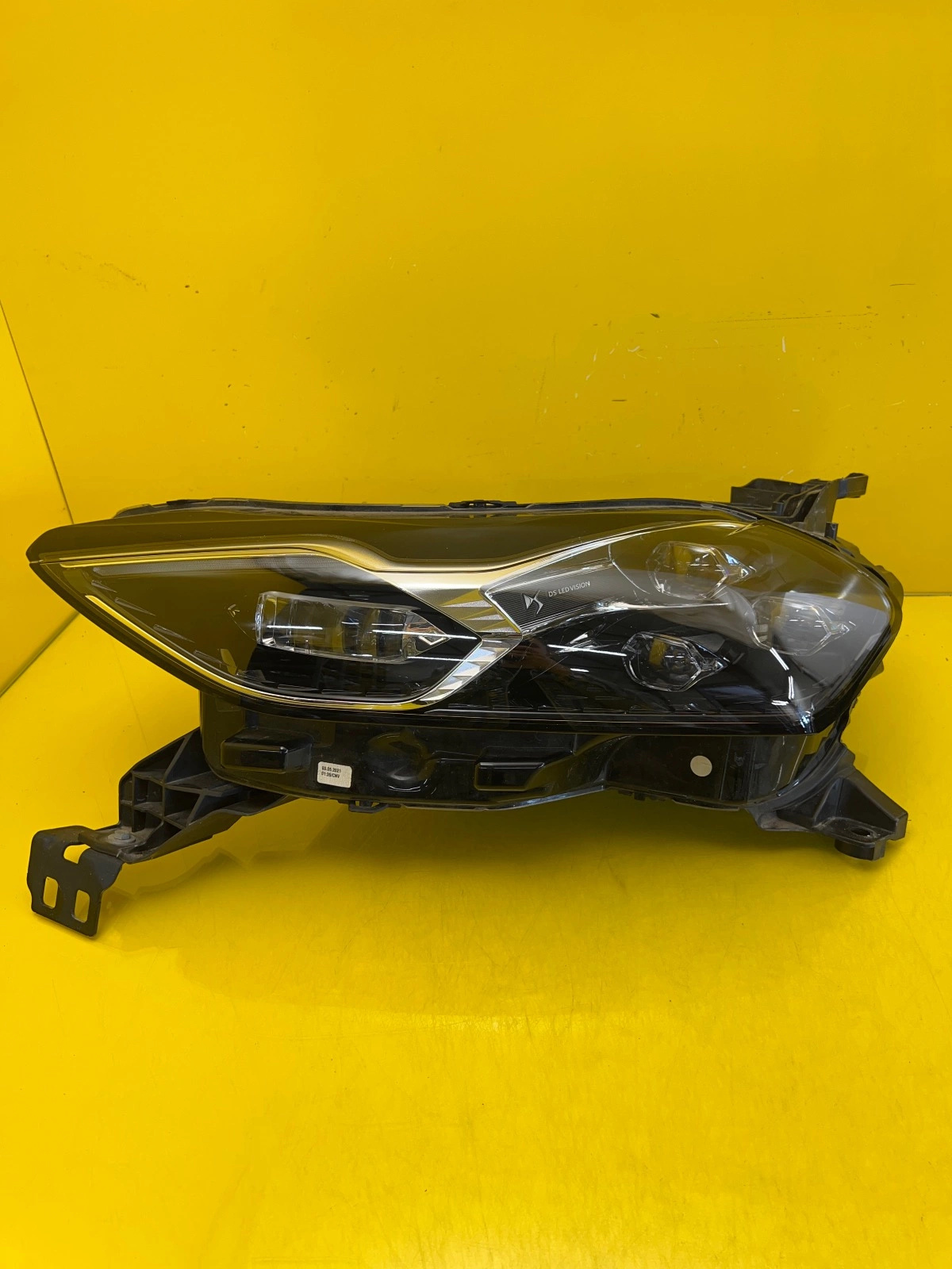 Phare gauche Citroen DS 3 Crossback 18- FULL LED 9820840780 Autolamps Phare gauche Citroen DS 3 Crossback 18- FULL LED 9820840780