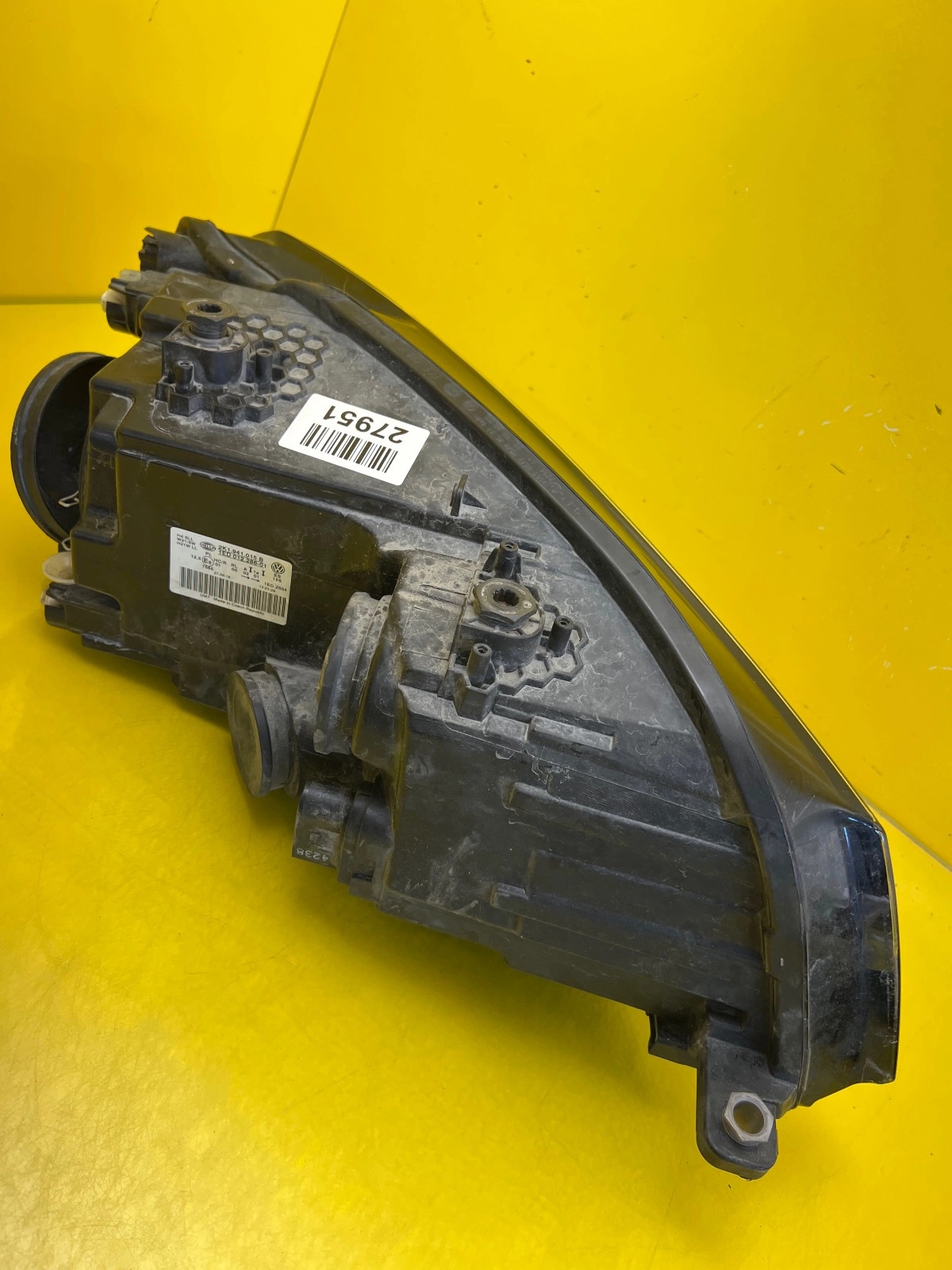 Phare gauche VW Caddy 2K1 Lift Ordinaire 2K1941015B Autolamps 4 Phare gauche VW Caddy 2K1 Lift Ordinaire 2K1941015B