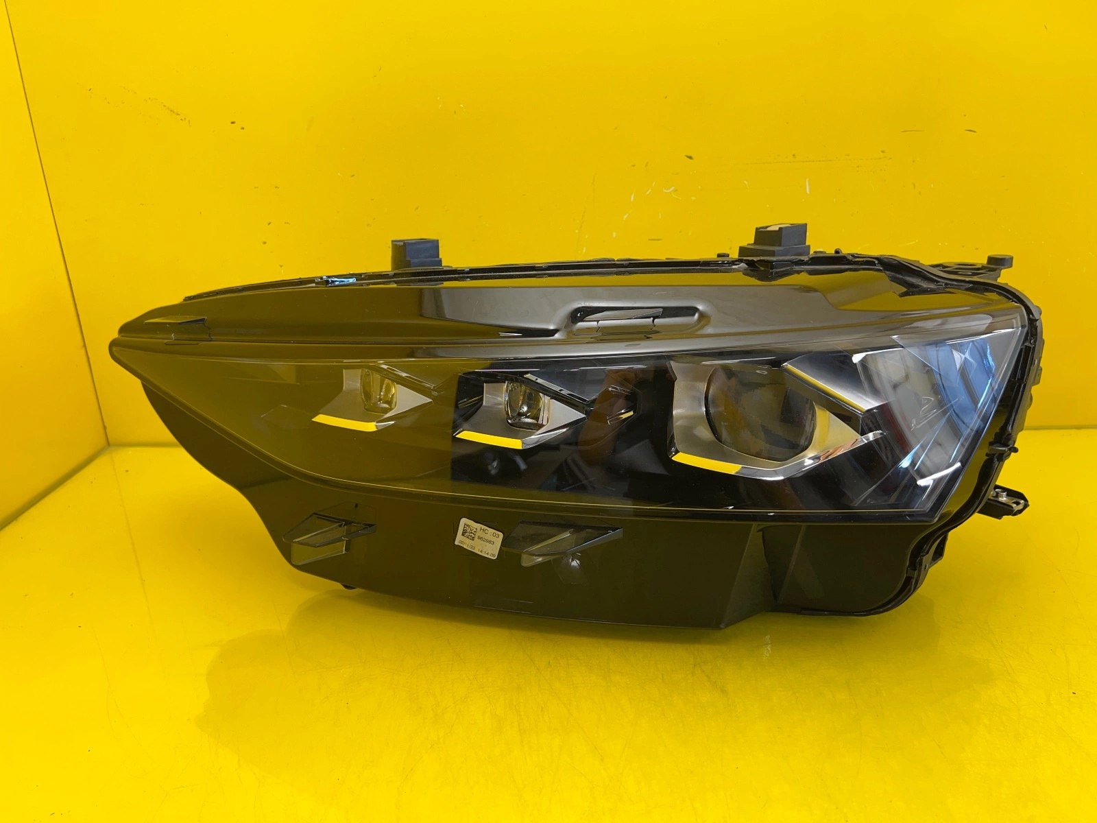 Phare gauche Citroen DS 7 Lift Crossback Led DS7 9841273180 Autolamps Phare gauche Citroen DS 7 Lift Crossback Led DS7 9841273180