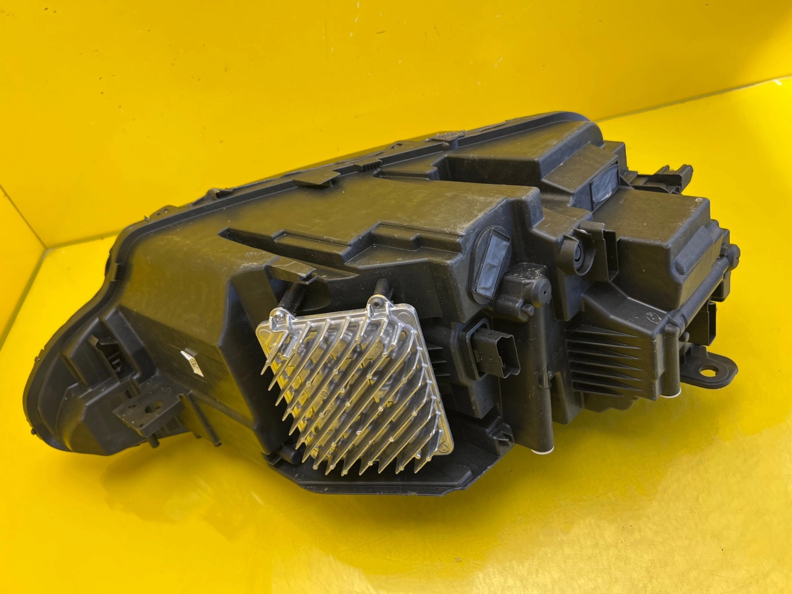 Phare gauche Citroen DS 7 Lift Crossback Led DS7 9841273180 Autolamps 7 Phare gauche Citroen DS 7 Lift Crossback Led DS7 9841273180