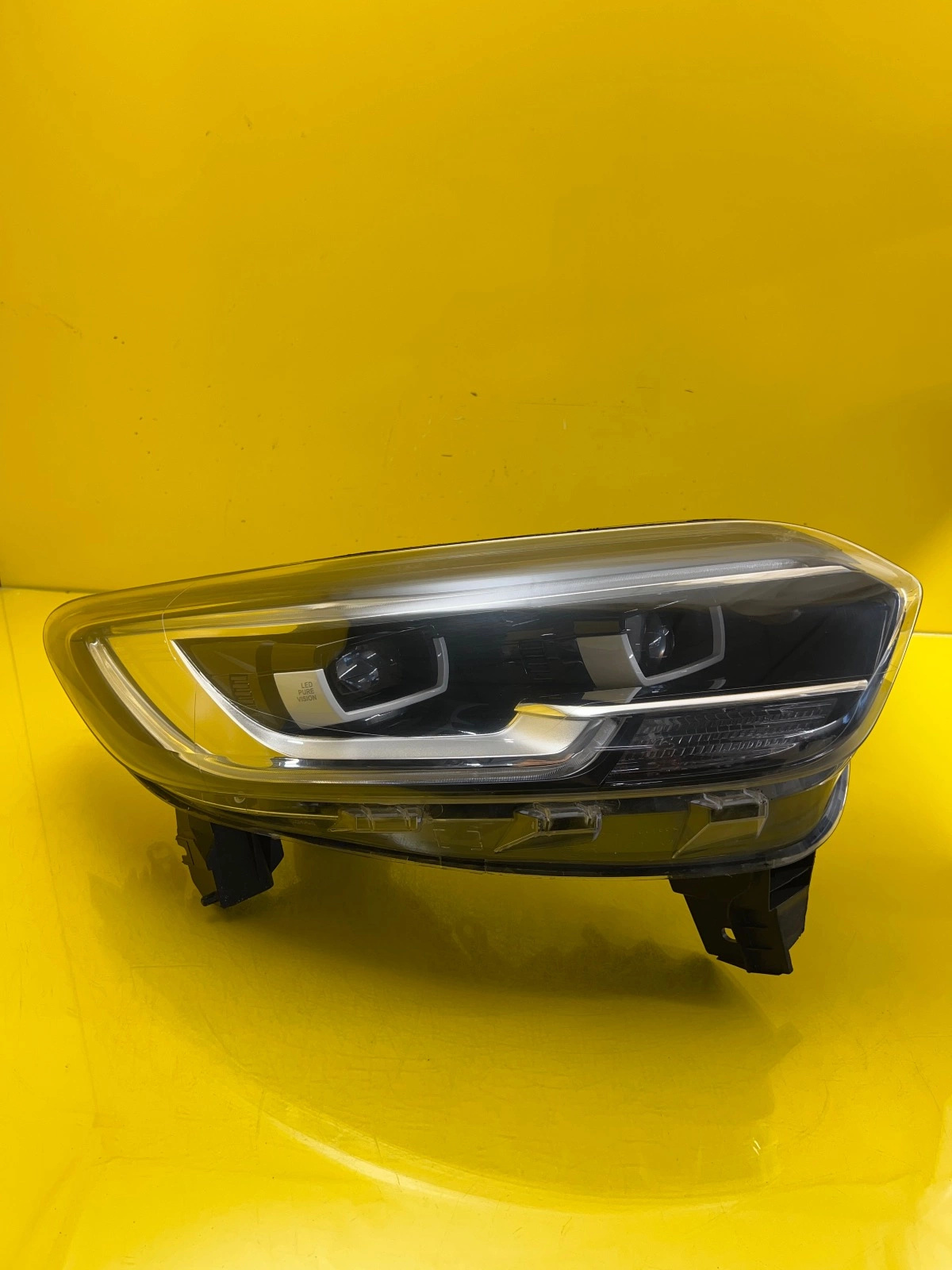 Phare Droit Renault Kadjar Full Led 260101637R Autolamps Phare Droit Renault Kadjar Full Led 260101637R