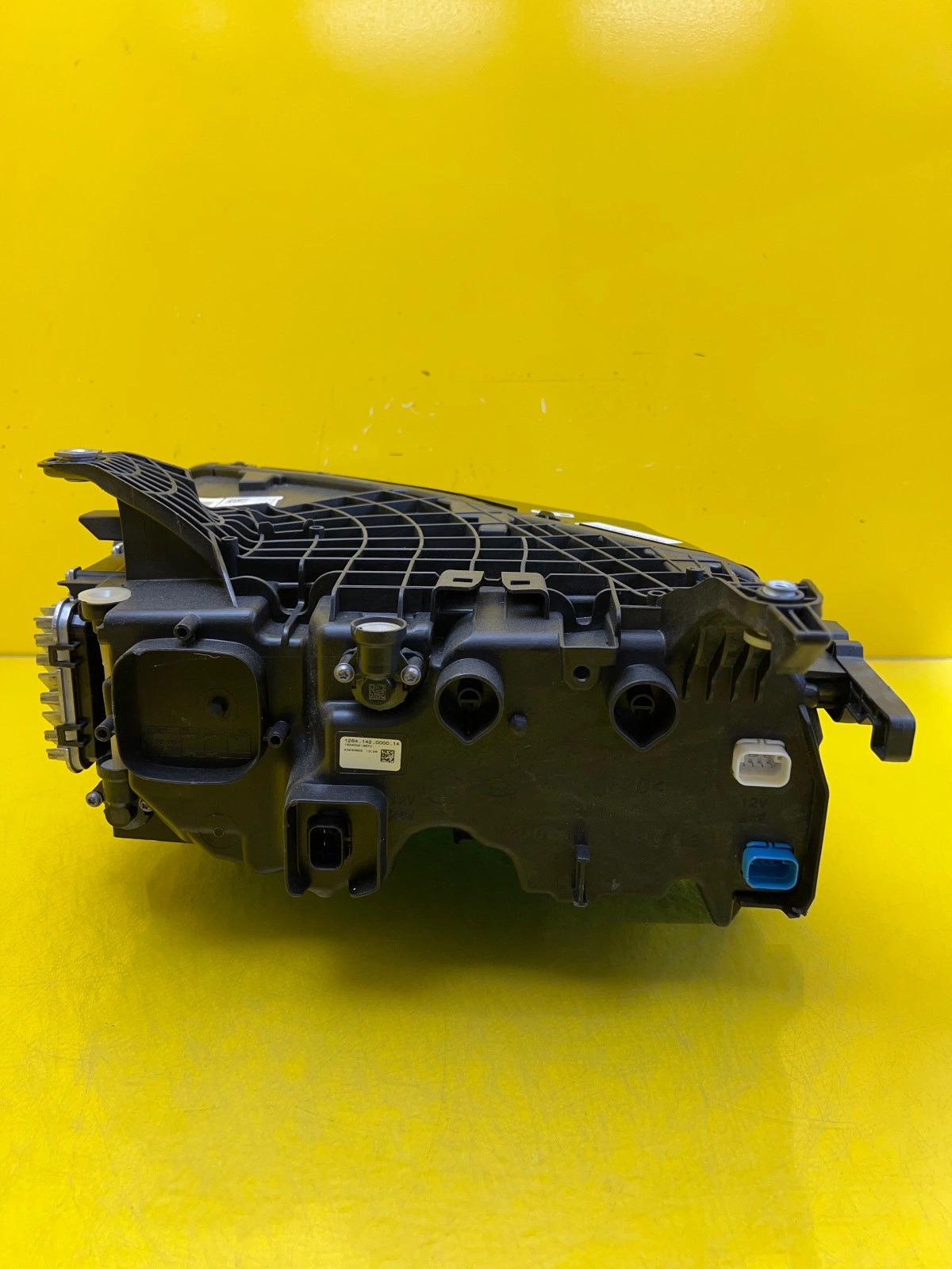 Phare avant droit BMW 7 G70 Crystal Full Led 5B33F02-01 Autolamps 4 Phare avant droit BMW 7 G70 Crystal Full Led 5B33F02-01