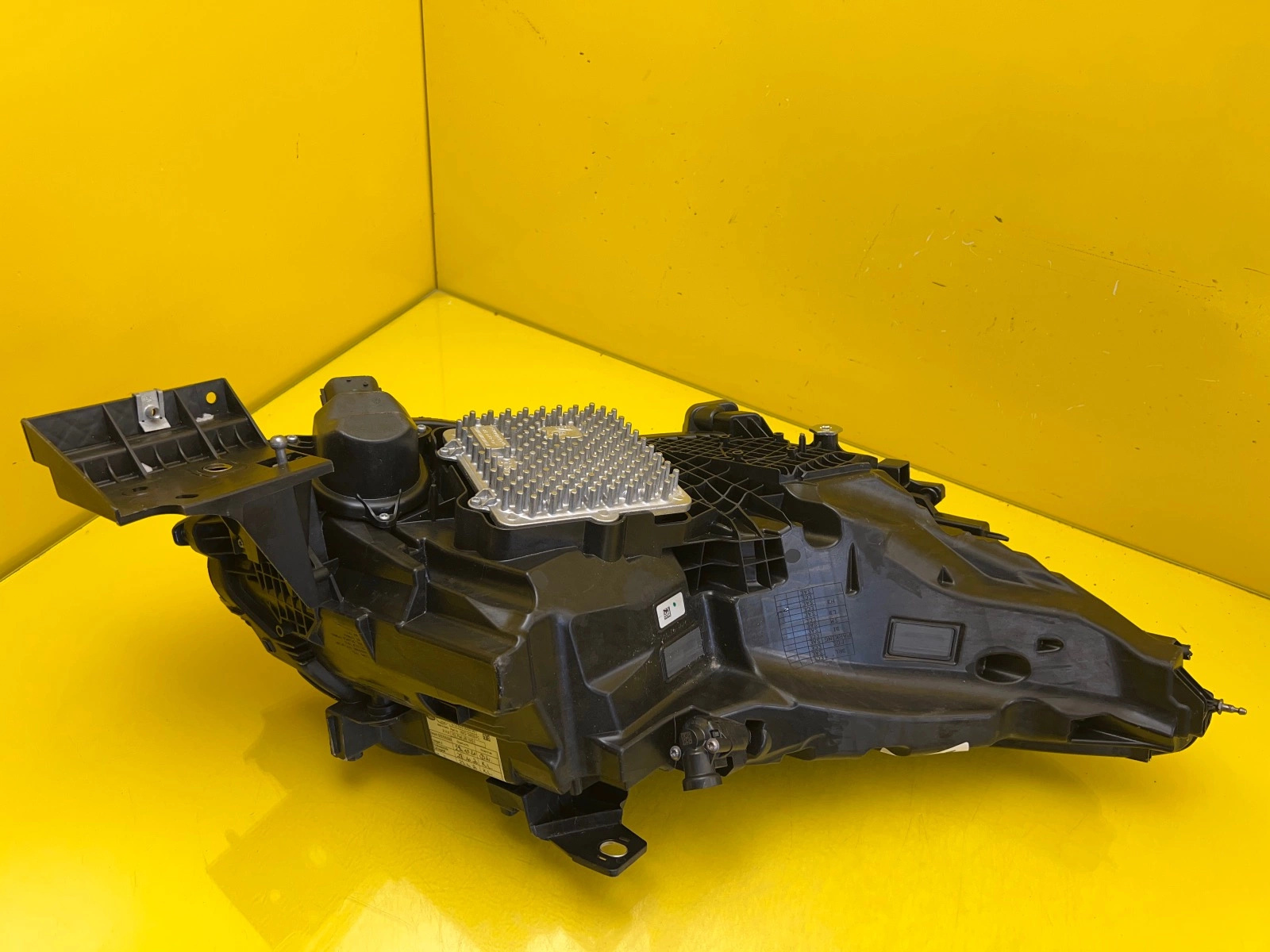 Phare gauche Range Rover Sport 3 L 461 N9X2-13W030-FC Autolamps 5 Phare gauche Range Rover Sport 3 L 461 N9X2-13W030-FC