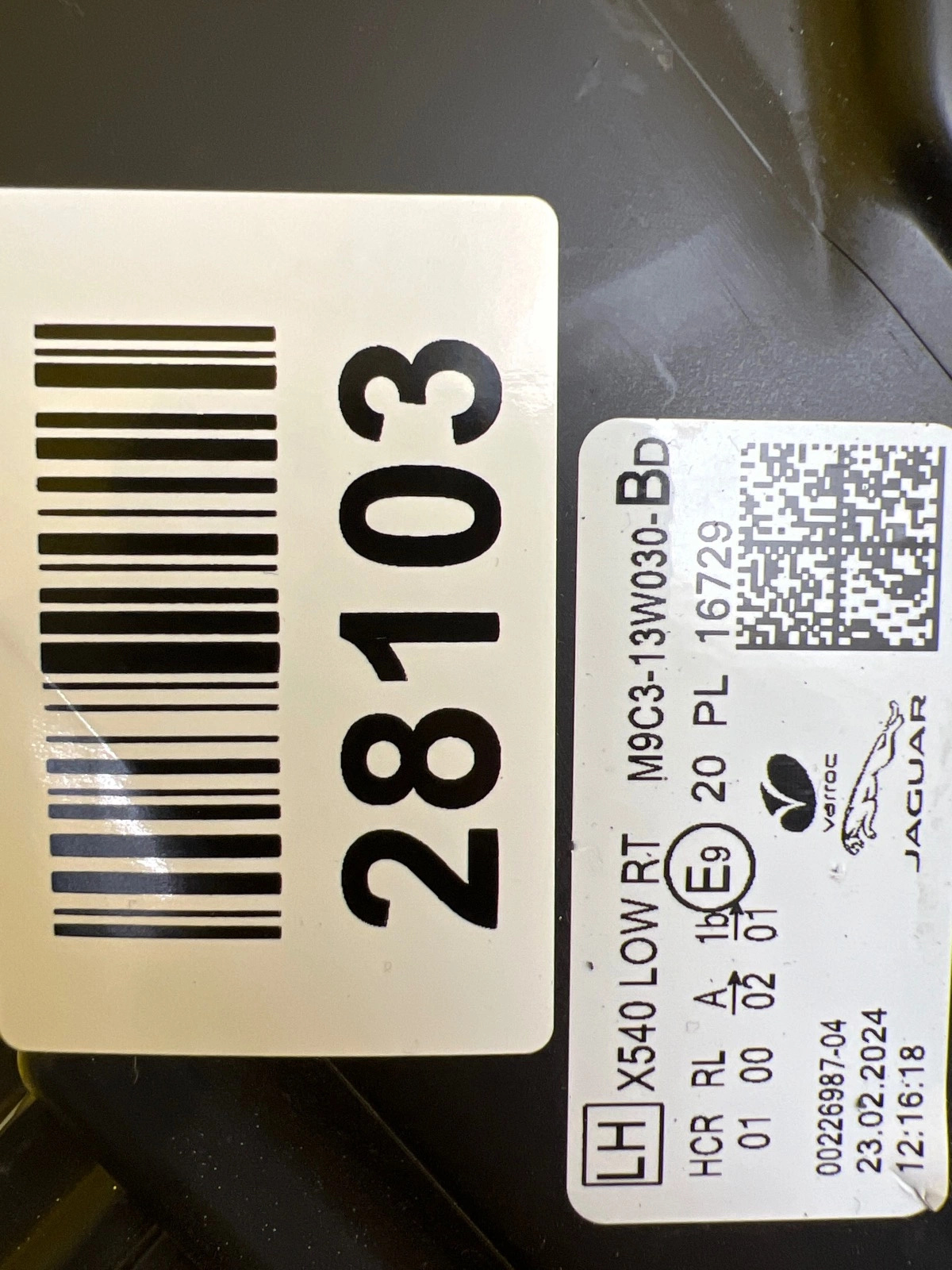 Phare gauche Jaguar E-Pace X540 LED M9C3-13W030-BD Autolamps 2 Phare gauche Jaguar E-Pace X540 LED M9C3-13W030-BD