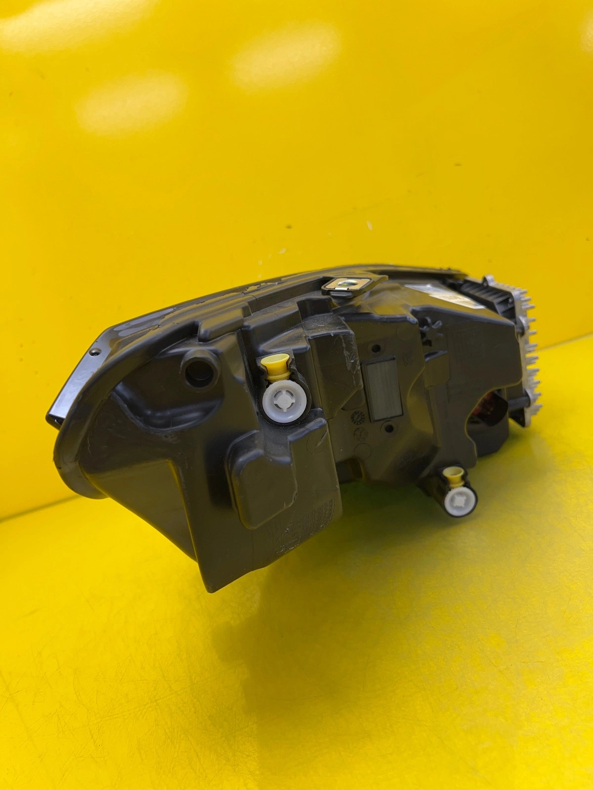 Phare gauche Jaguar E-Pace X540 LED M9C3-13W030-BD Autolamps 4 Phare gauche Jaguar E-Pace X540 LED M9C3-13W030-BD