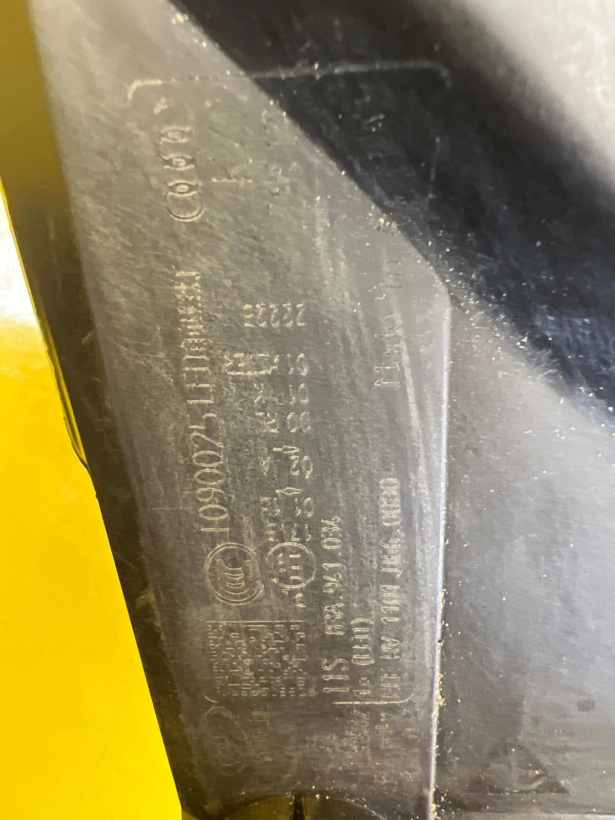 Phare droit Audi Q3 2 II 83A Full Led 83A941034 Autolamps 2 Phare droit Audi Q3 2 II 83A Full Led 83A941034