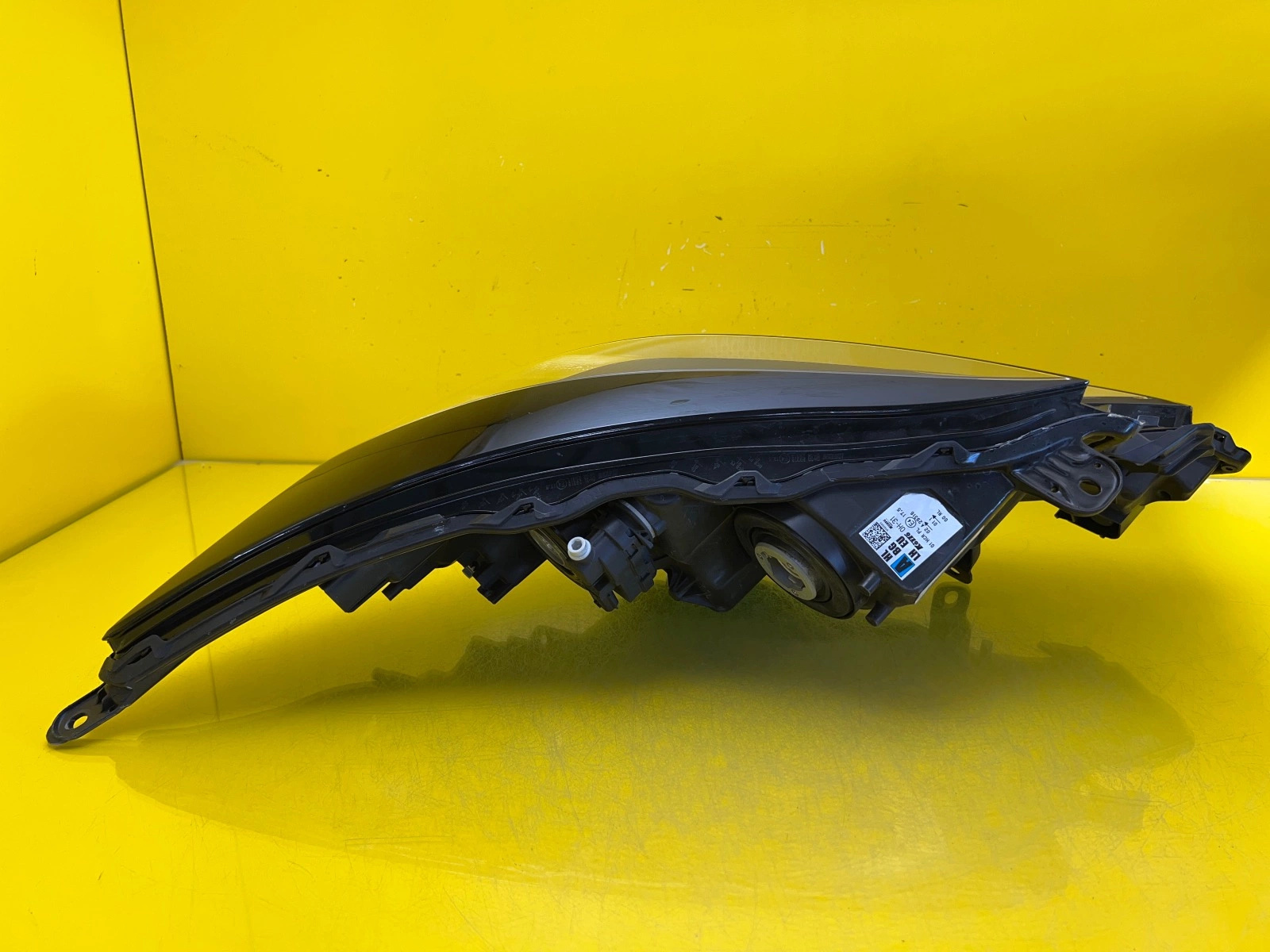 Phare gauche Toyota Aygo X Led Regular 22- Autolamps 4 Phare gauche Toyota Aygo X Led Regular 22-