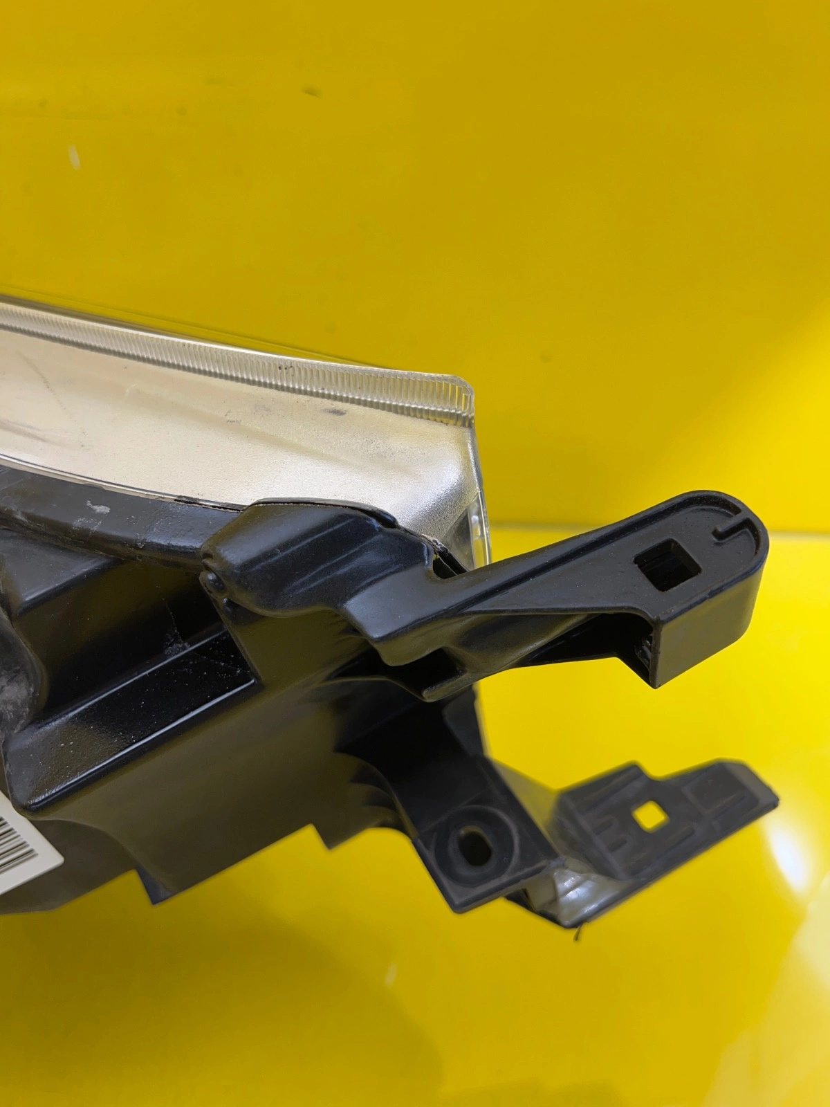 Phare gauche Toyota Hilux Full Led 16-21 Autolamps 4 Phare gauche Toyota Hilux Full Led 16-21