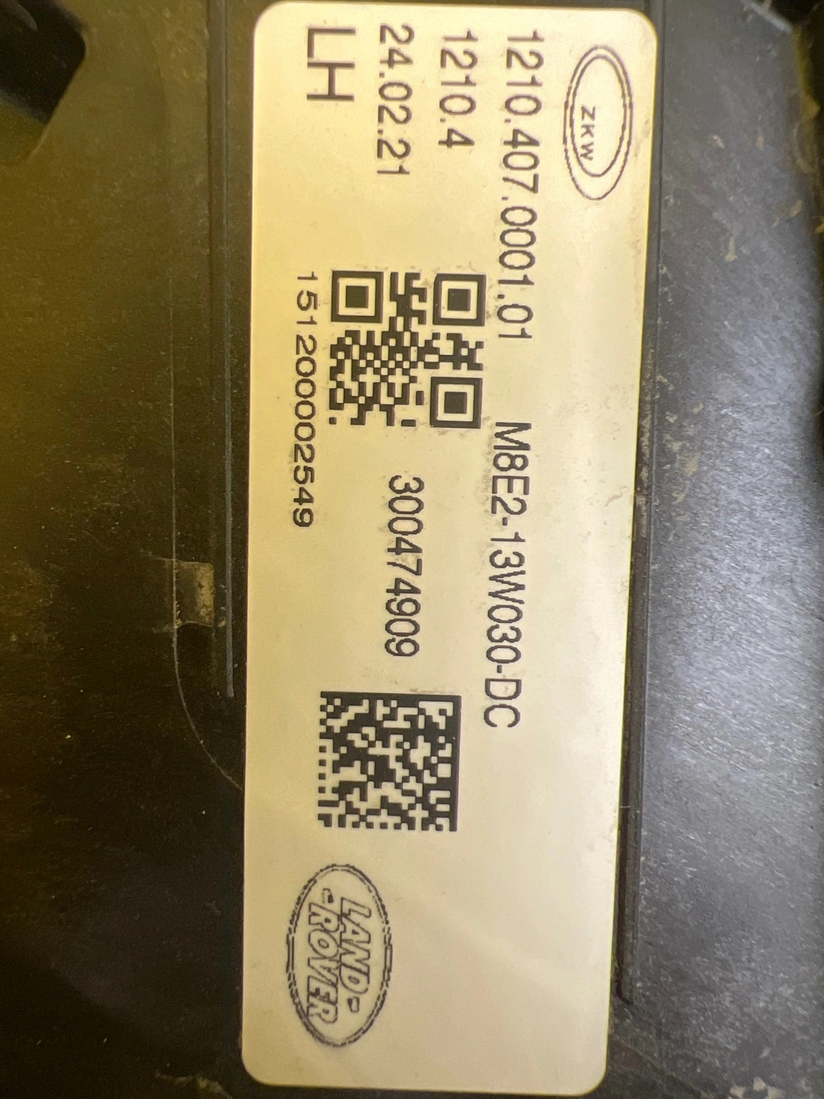 Range Rover Vogue L460 Full Led Headlight Left M8E2-13W030-DC Autolamps 2 Range Rover Vogue L460 Full Led Headlight Left M8E2-13W030-DC