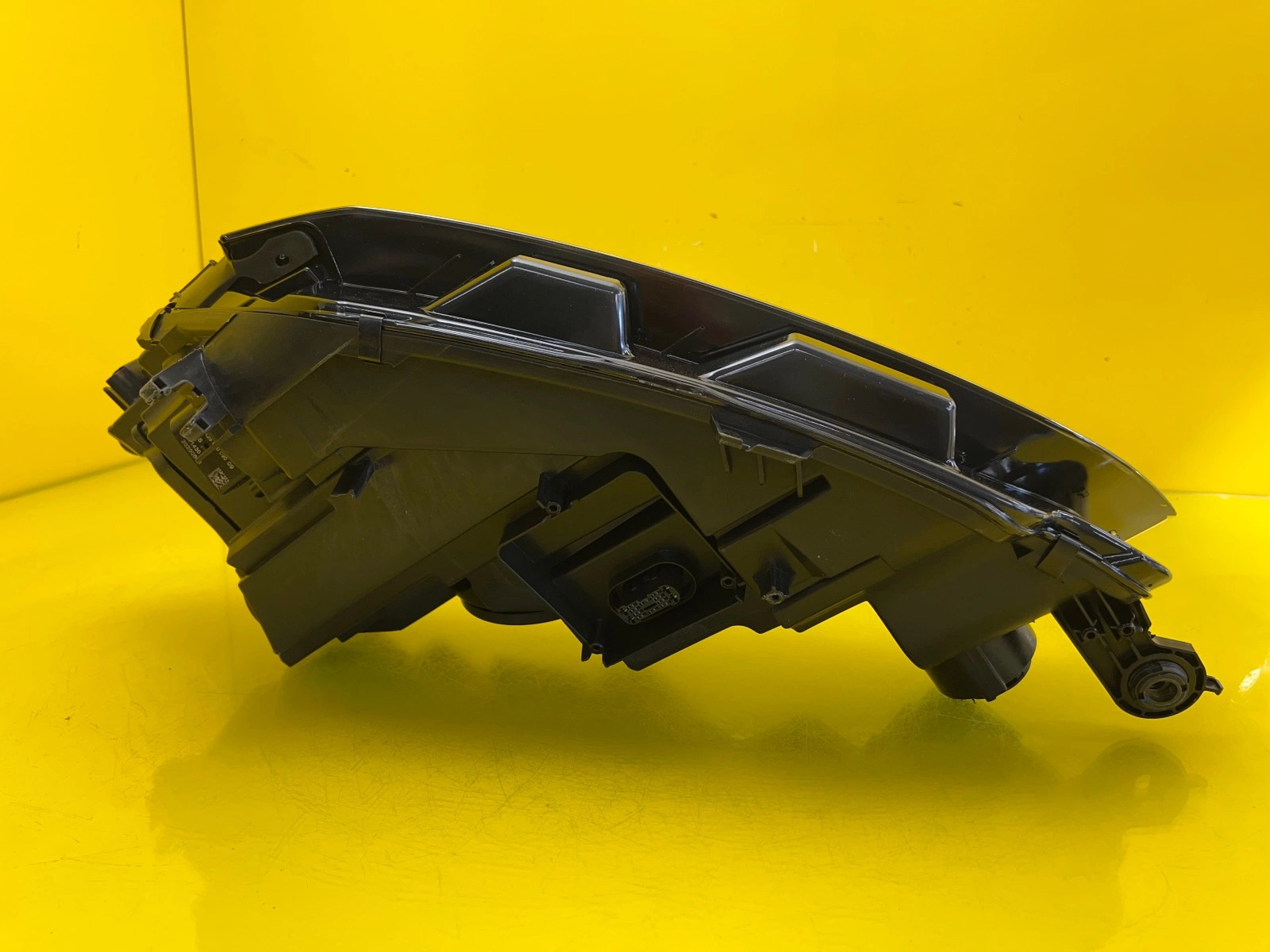 Phare droit Audi A5 8W6 Bi-Xenon 16-20 8W6941006C Autolamps 6 Phare droit Audi A5 8W6 Bi-Xenon 16-20 8W6941006C