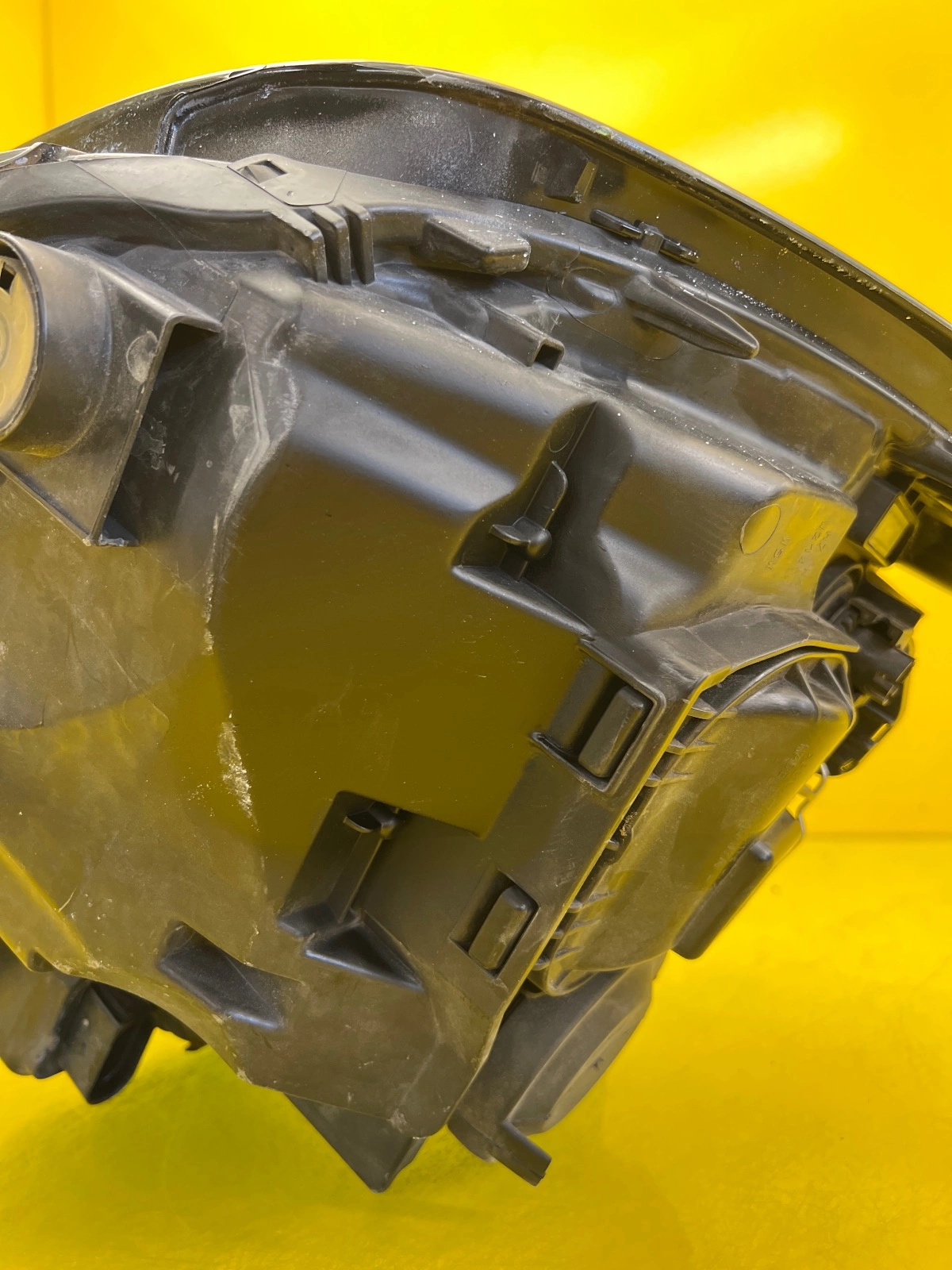 Phare gauche VW Transporter T6 7E1 7E1941015L Autolamps 6 Phare gauche VW Transporter T6 7E1 7E1941015L