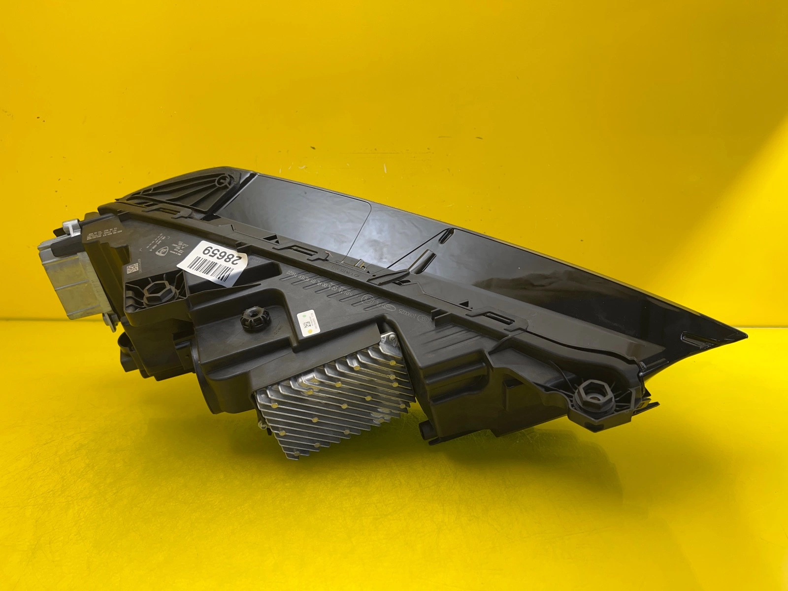 Phare gauche Lamborghini Urus Full Led Matrix 4ML941035C Autolamps 4 Phare gauche Lamborghini Urus Full Led Matrix 4ML941035C