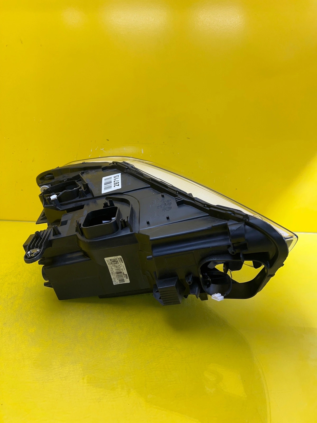 Phare avant gauche BMW X1 F48 15- Full Led 7495003-06 Autolamps 4 Phare avant gauche BMW X1 F48 15- Full Led 7495003-06