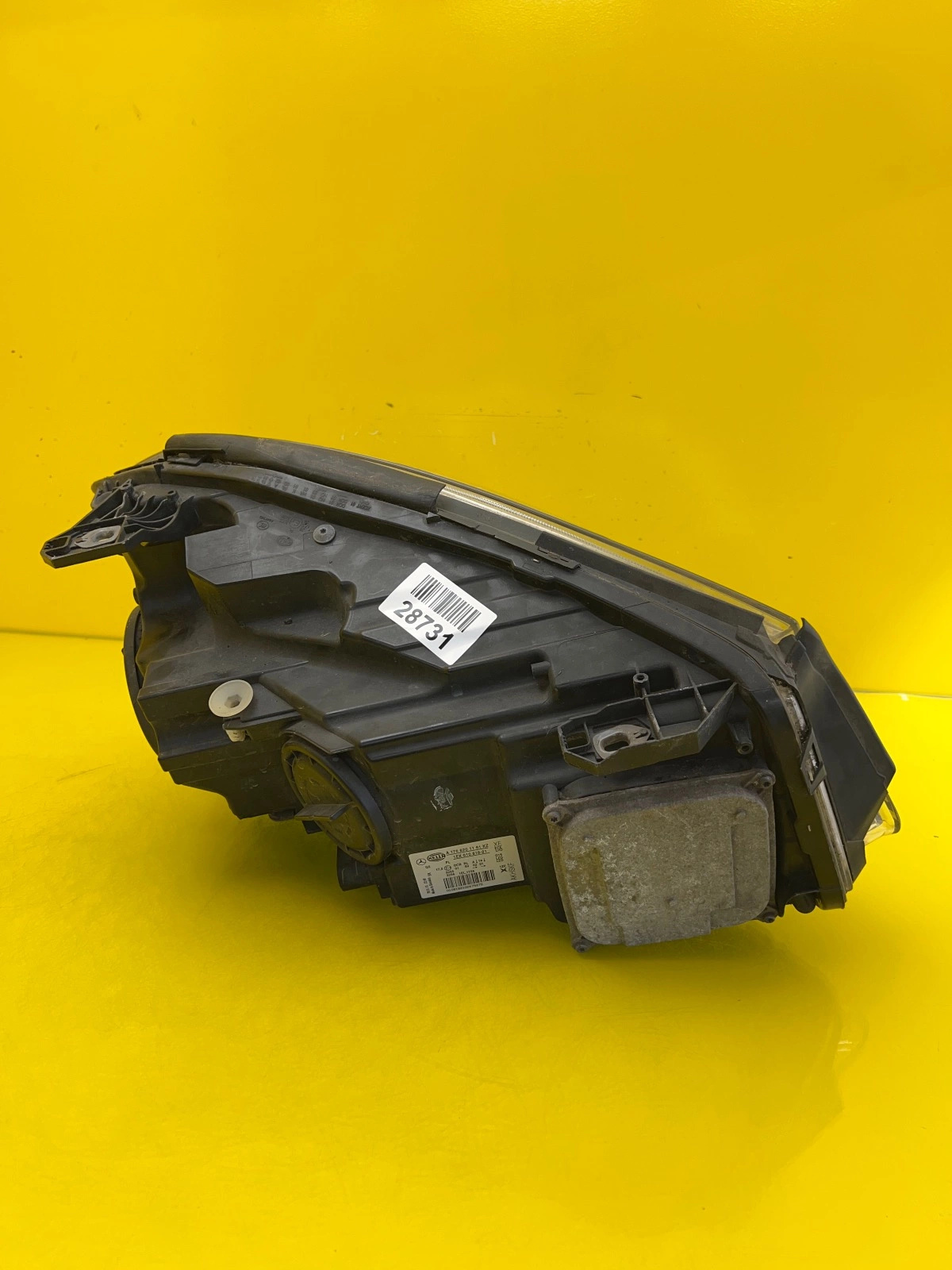 Phare gauche Mercedes Classe A W176 Xenon A1768201161 Autolamps 4 Phare gauche Mercedes Classe A W176 Xenon A1768201161