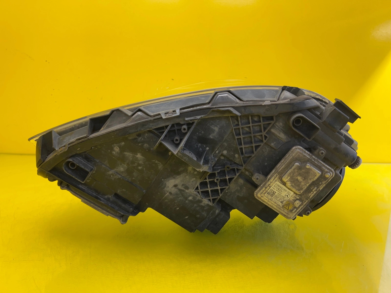 Phare gauche Mercedes Classe A W176 Xenon A1768201161 Autolamps 6 Phare gauche Mercedes Classe A W176 Xenon A1768201161