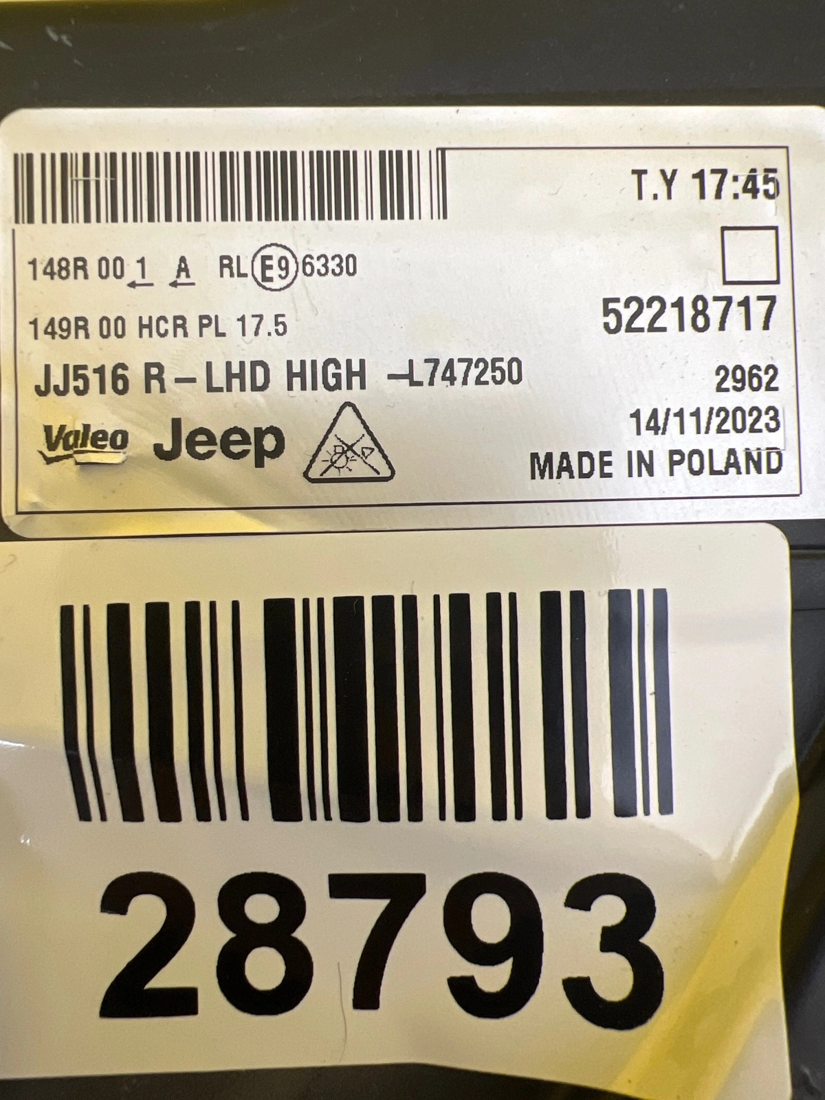 Phare avant droit Jeep Avenger Full Led 22- 52218717 Autolamps 2 Phare avant droit Jeep Avenger Full Led 22- 52218717