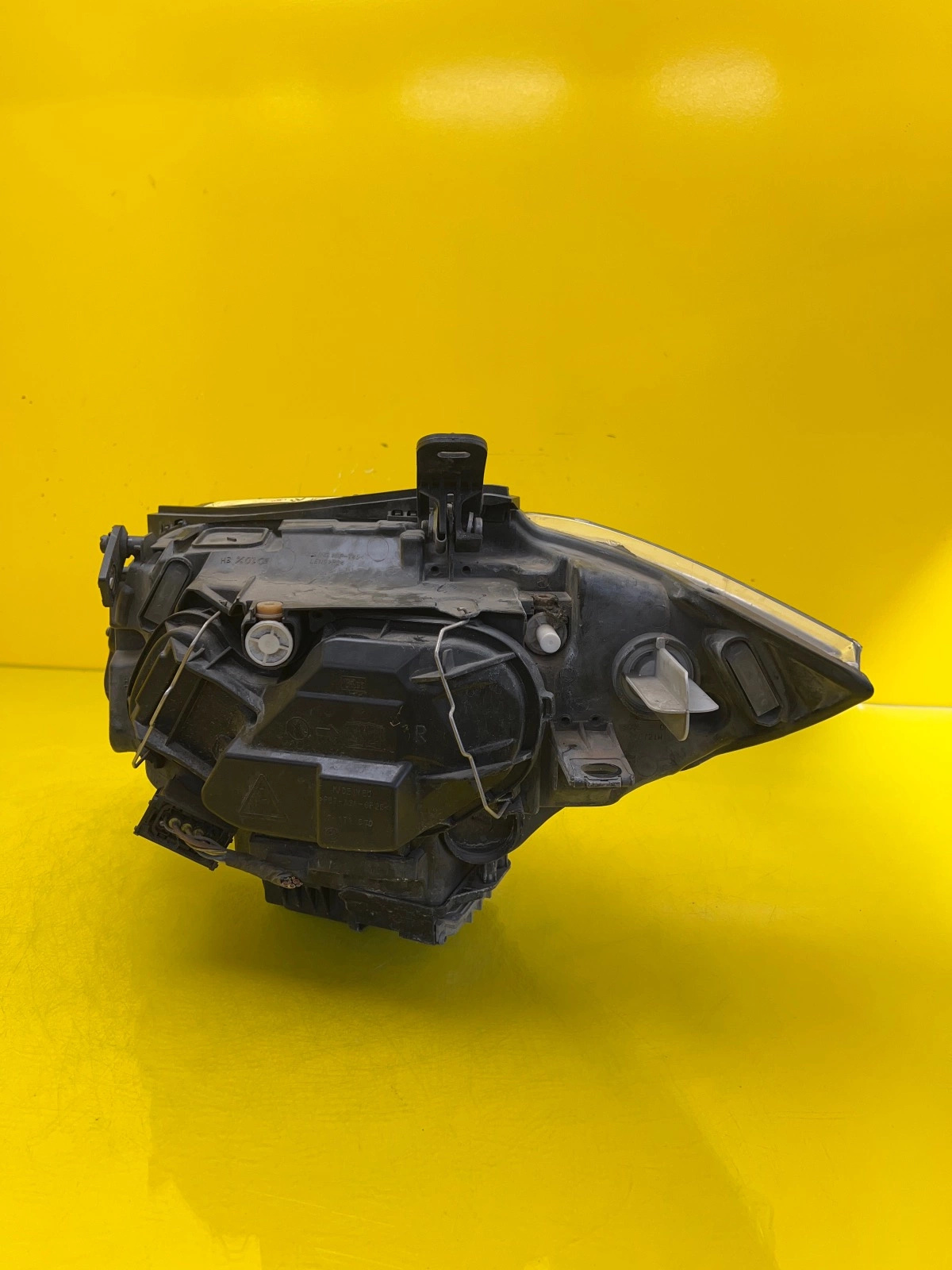 Phare droit BMW 1 E82 E88 E87 Lift 07-11 Xenon 7170292-02 Autolamps 3 Phare droit BMW 1 E82 E88 E87 Lift 07-11 Xenon 7170292-02