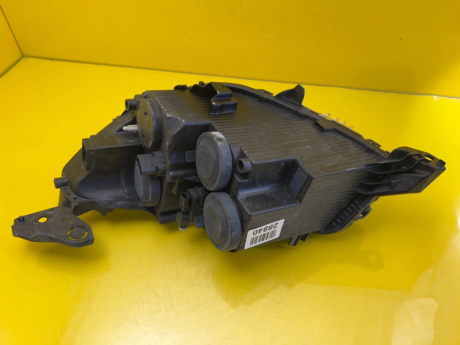 Phare droit Peugeot 208 II 19-22 Regular H7 73282040 9823193880 Autolamps 7 Phare droit Peugeot 208 II 19-22 Regular H7 73282040 9823193880