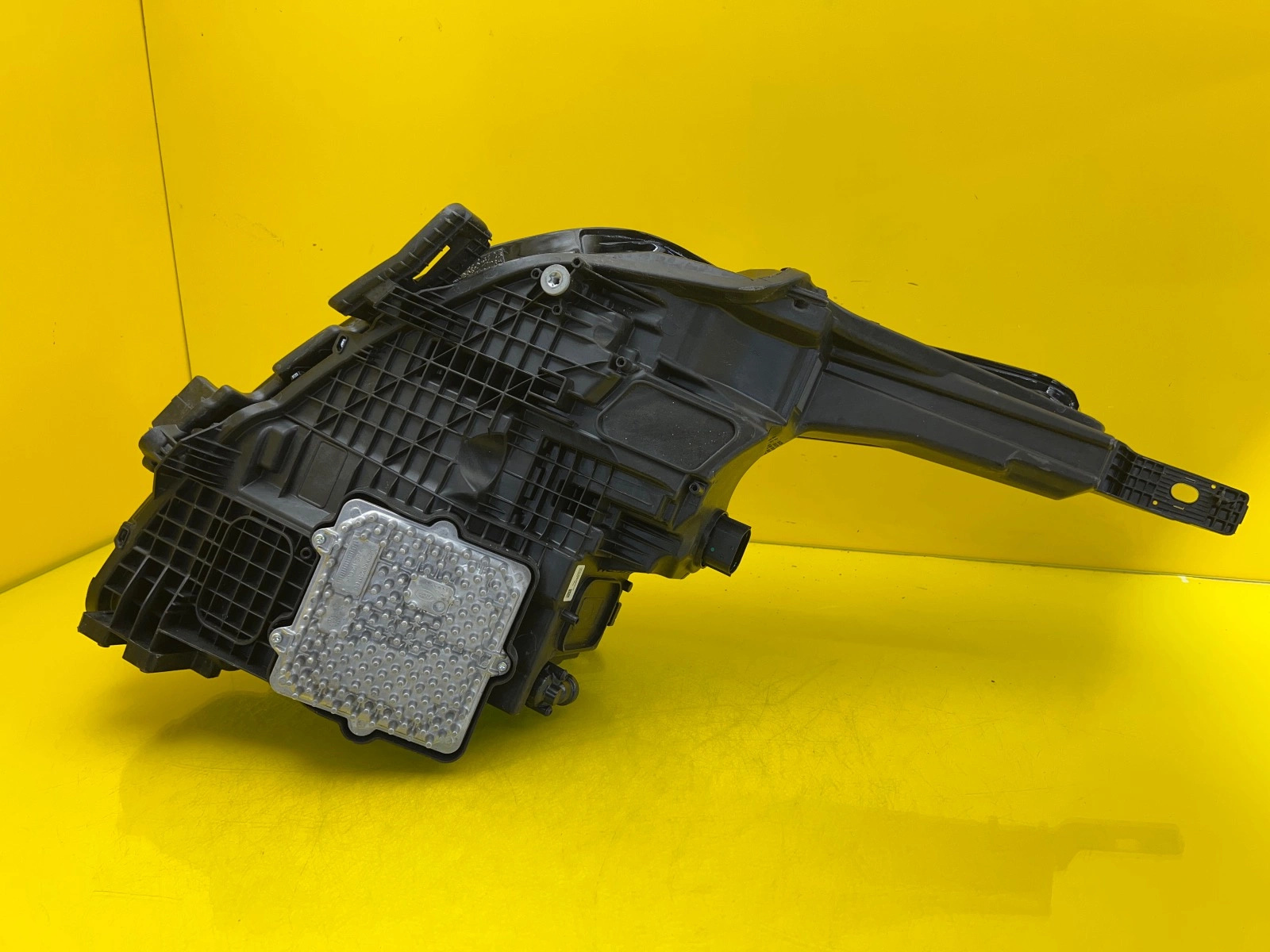 Phare gauche Range Rover Vogue L460 Full Led M8E2-13W030-EM Autolamps 5 Phare gauche Range Rover Vogue L460 Full Led M8E2-13W030-EM