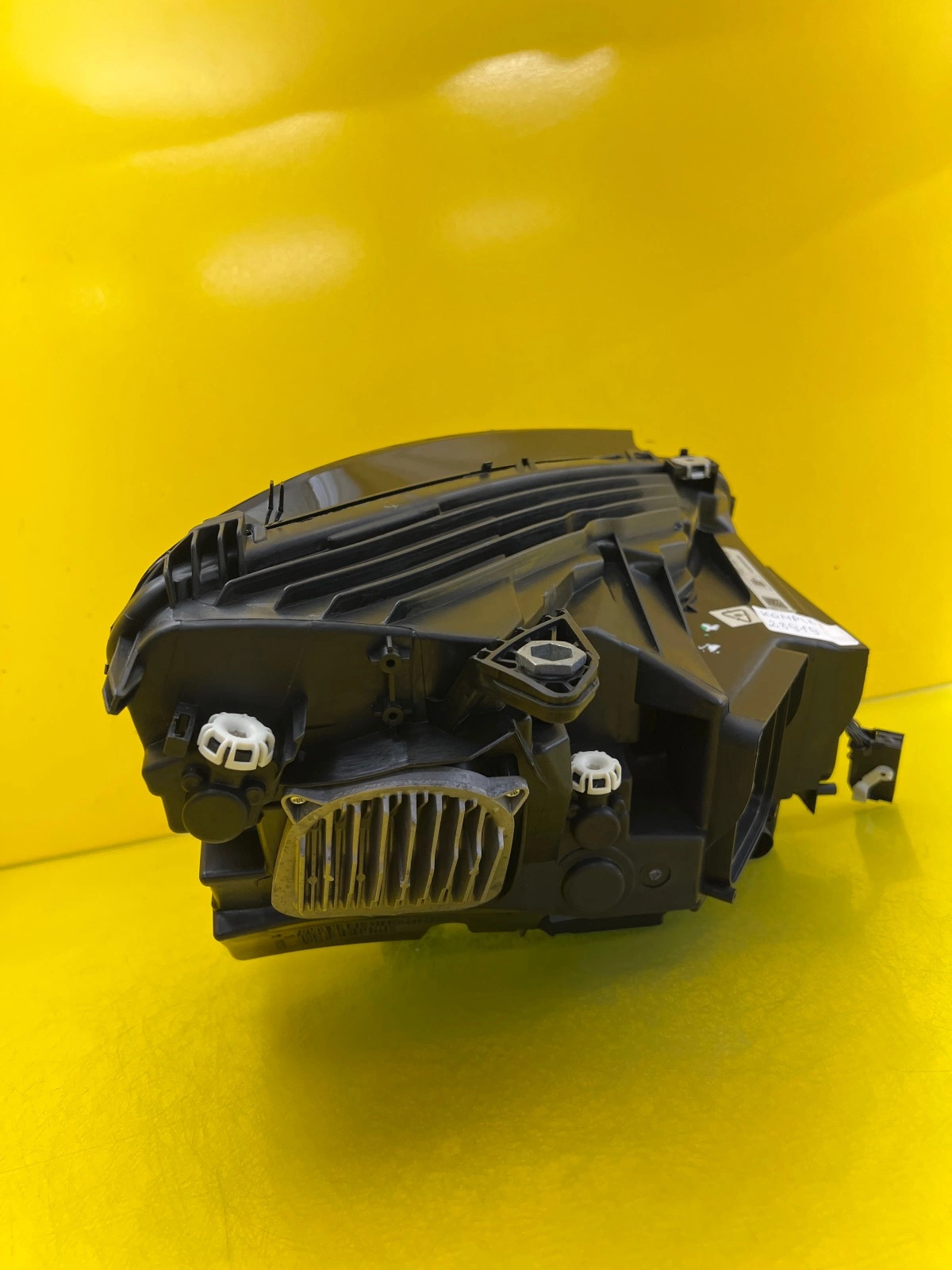 Phare gauche droit Mercedes GLC W253 Full Led 16-20 A2539060901 A2539061001 Autolamps 8 Phare gauche droit Mercedes GLC W253 Full Led 16-20 A2539060901 A2539061001