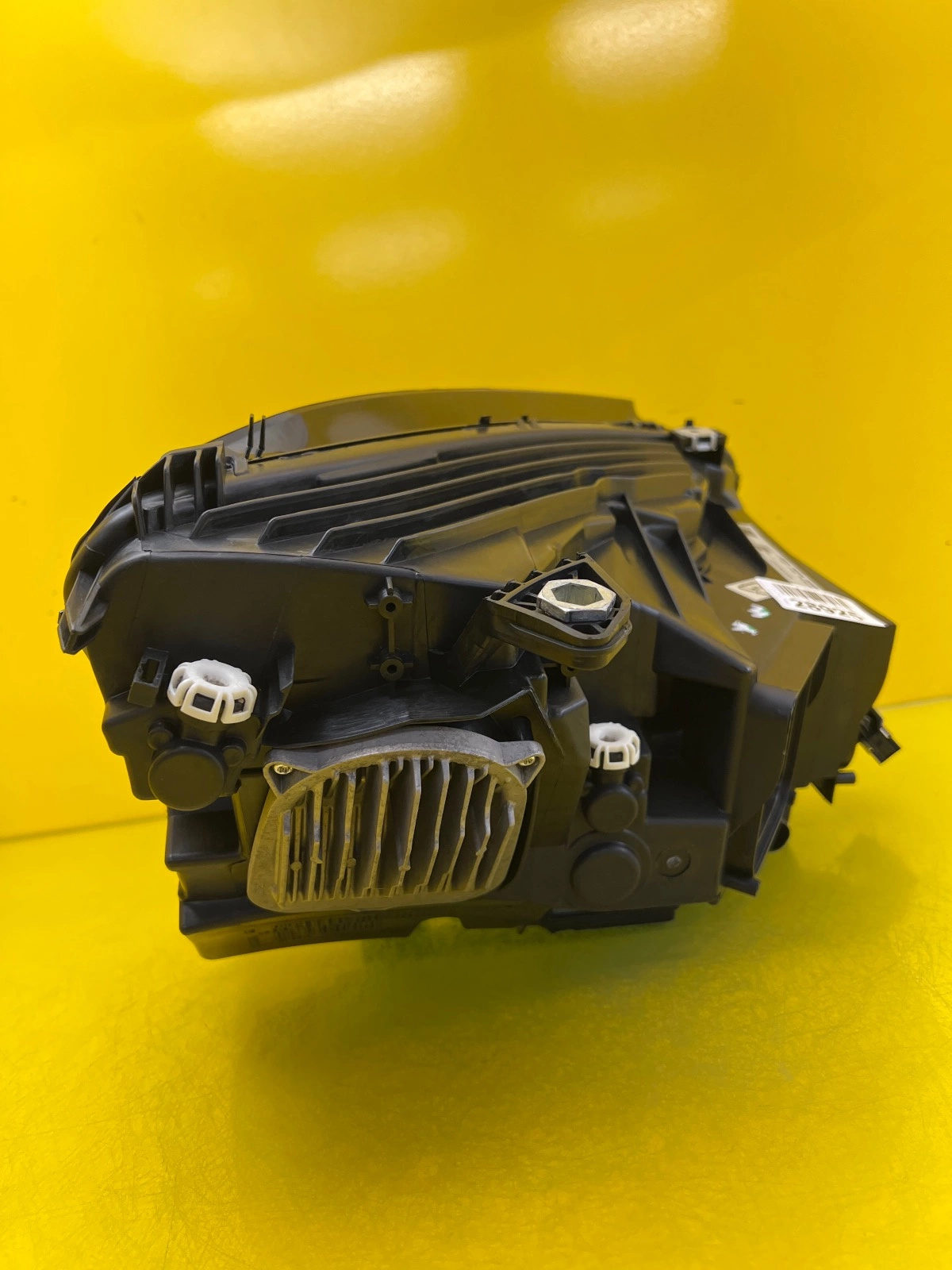 Phare gauche droit Mercedes GLC W253 Full Led 16-20 A2539060901 A2539061001 Autolamps 8 Phare gauche droit Mercedes GLC W253 Full Led 16-20 A2539060901 A2539061001