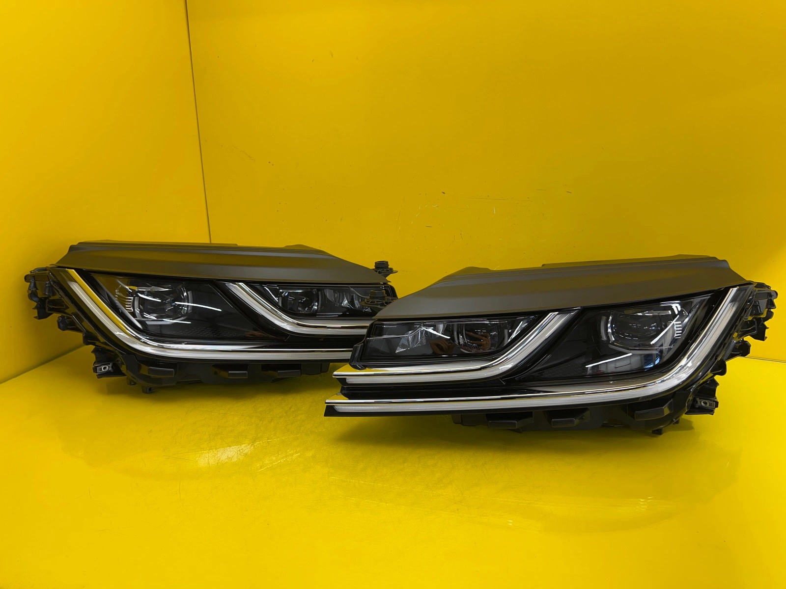 Phare Droit Gauche VW Arteon 3G8 Full Led 3G8941081D 3G8941082D Autolamps Phare Droit Gauche VW Arteon 3G8 Full Led 3G8941081D 3G8941082D