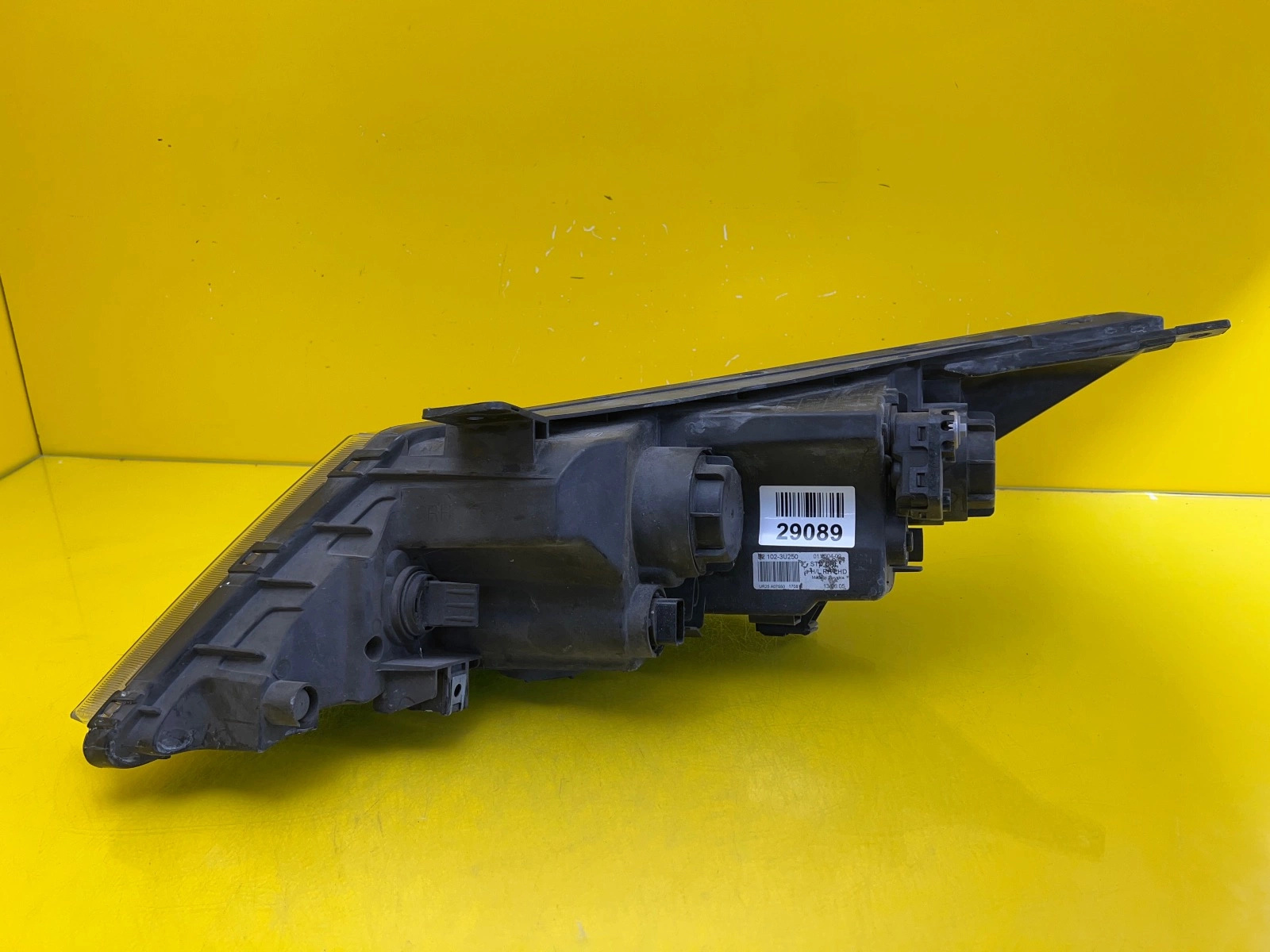 Phare gauche Kia Sportage 3 III 10-15 Regular + Led 92101-3U250 Autolamps 3 Phare gauche Kia Sportage 3 III 10-15 Regular + Led 92101-3U250