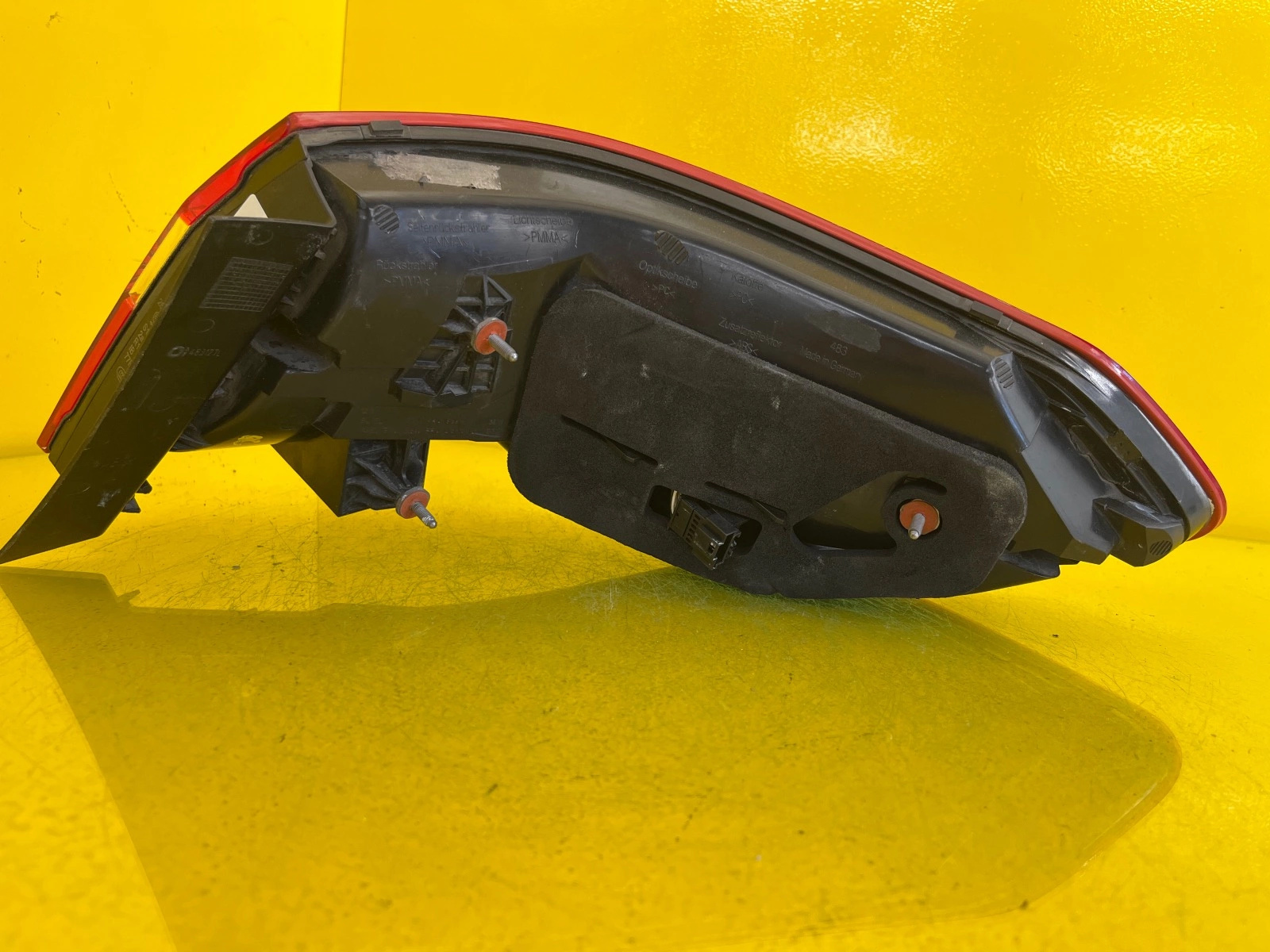 FEU ARRIERE GAUCHE MERCEDES E-CLASS W212 LED Autolamps 3 FEU ARRIERE GAUCHE MERCEDES E-CLASS W212 LED