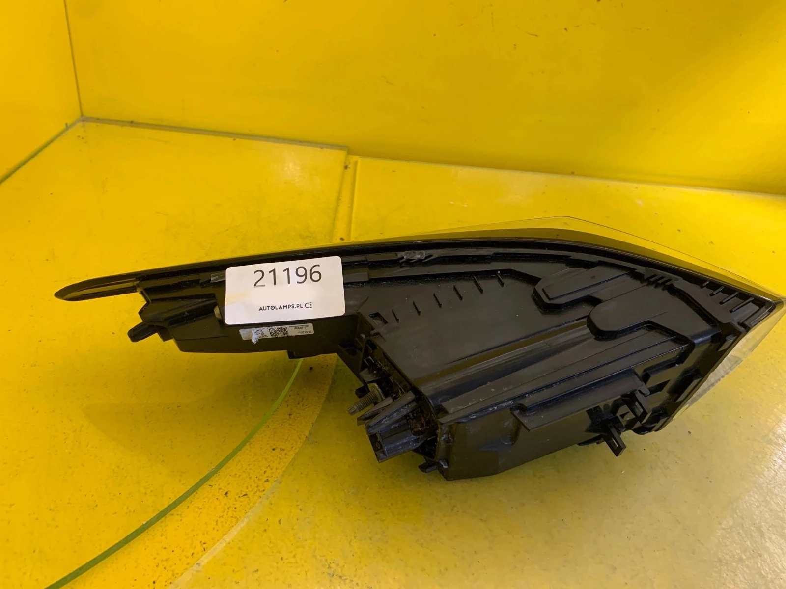 Feu arrière droit Peugeot 308 2021 Led Autolamps 4 Feu arrière droit Peugeot 308 2021 Led