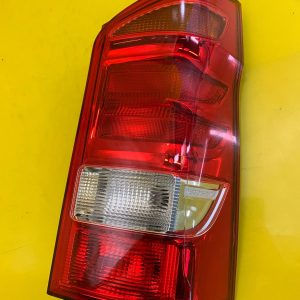 Mercedes Vito W447 447 Feu arrière droit A4478200164