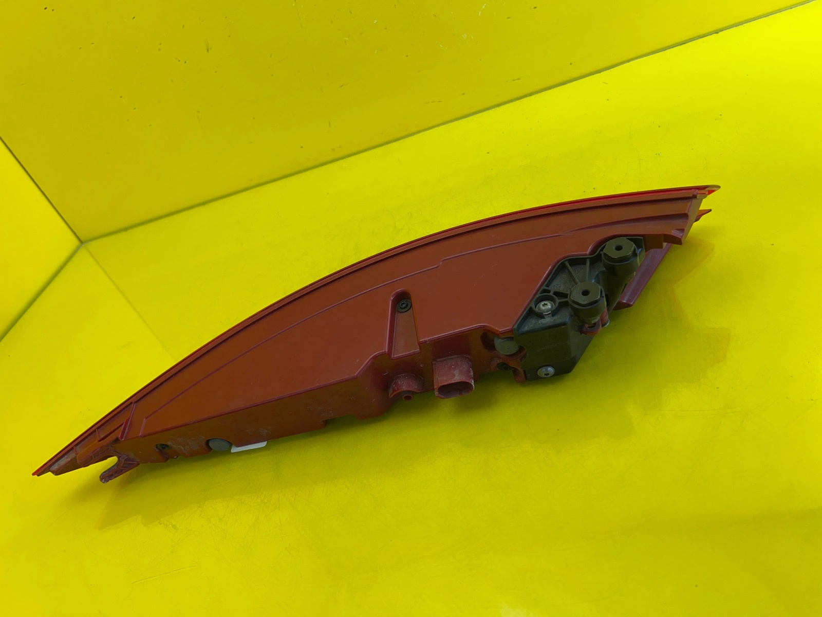 Feu arrière droit Porsche 911 991.2 Lift 99163116605 Autolamps 7 Feu arrière droit Porsche 911 991.2 Lift 99163116605