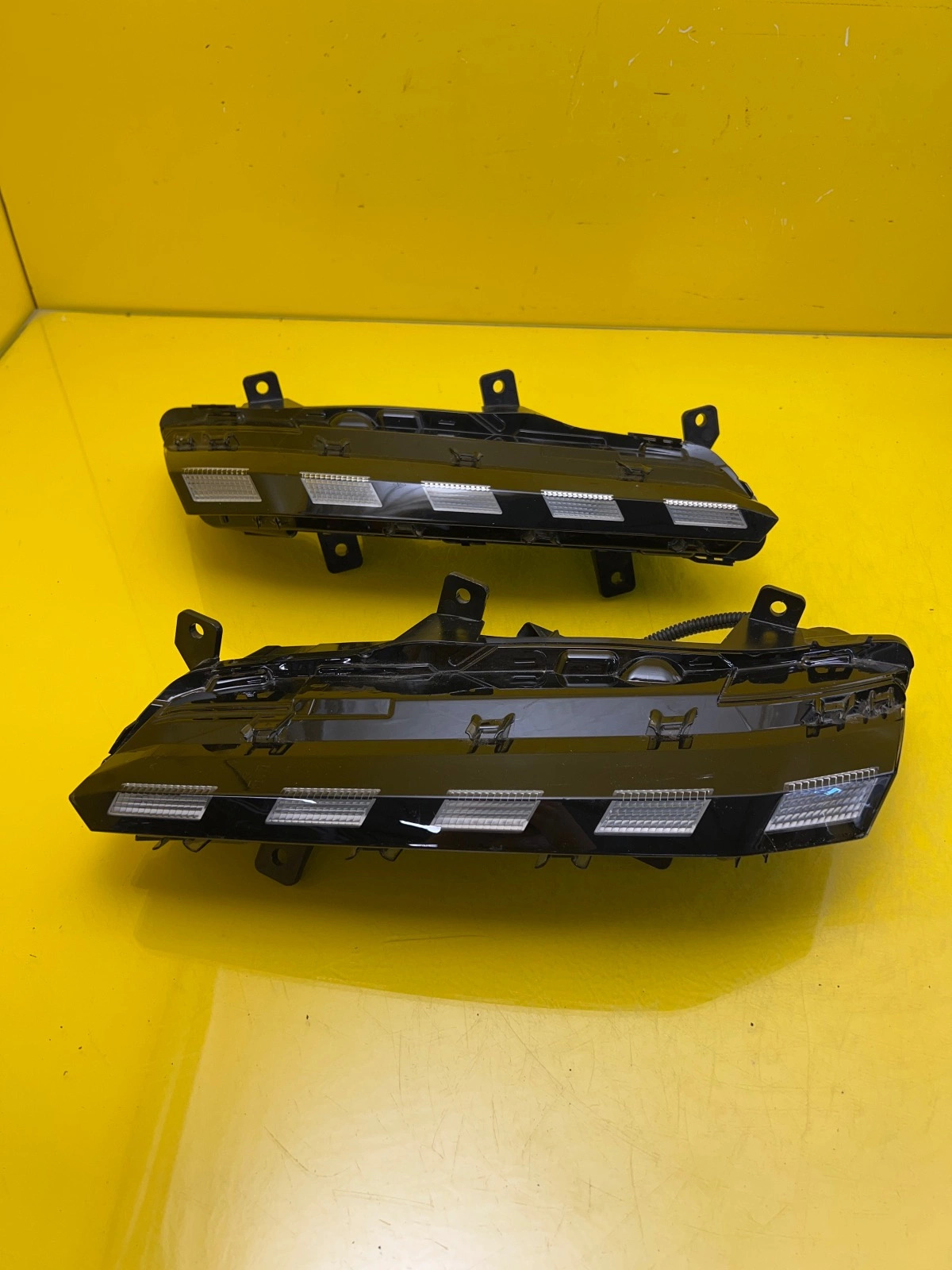 Feu gauche droit DRL Led PEUGEOT 308 III 9835389680 Autolamps Feu gauche droit DRL Led PEUGEOT 308 III 9835389680