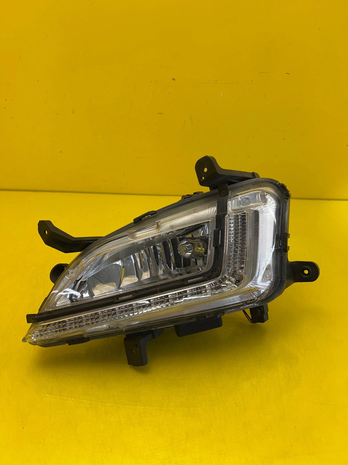 Lampe Halogène Led Gauche Hyundai Tucson III Lift 2018- 92201-D76 Autolamps Lampe Halogène Led Gauche Hyundai Tucson III Lift 2018- 92201-D76