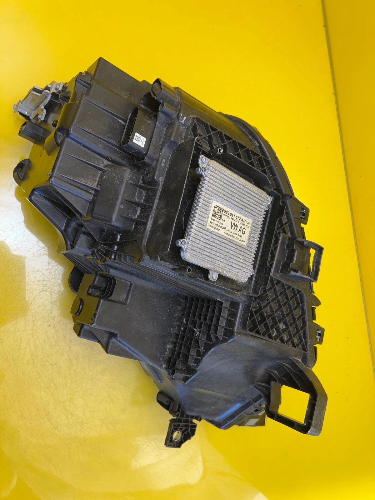 Phare droit VW T-ROC 2025- 2GV941060 Autolamps 6 Phare droit VW T-ROC 2025- 2GV941060