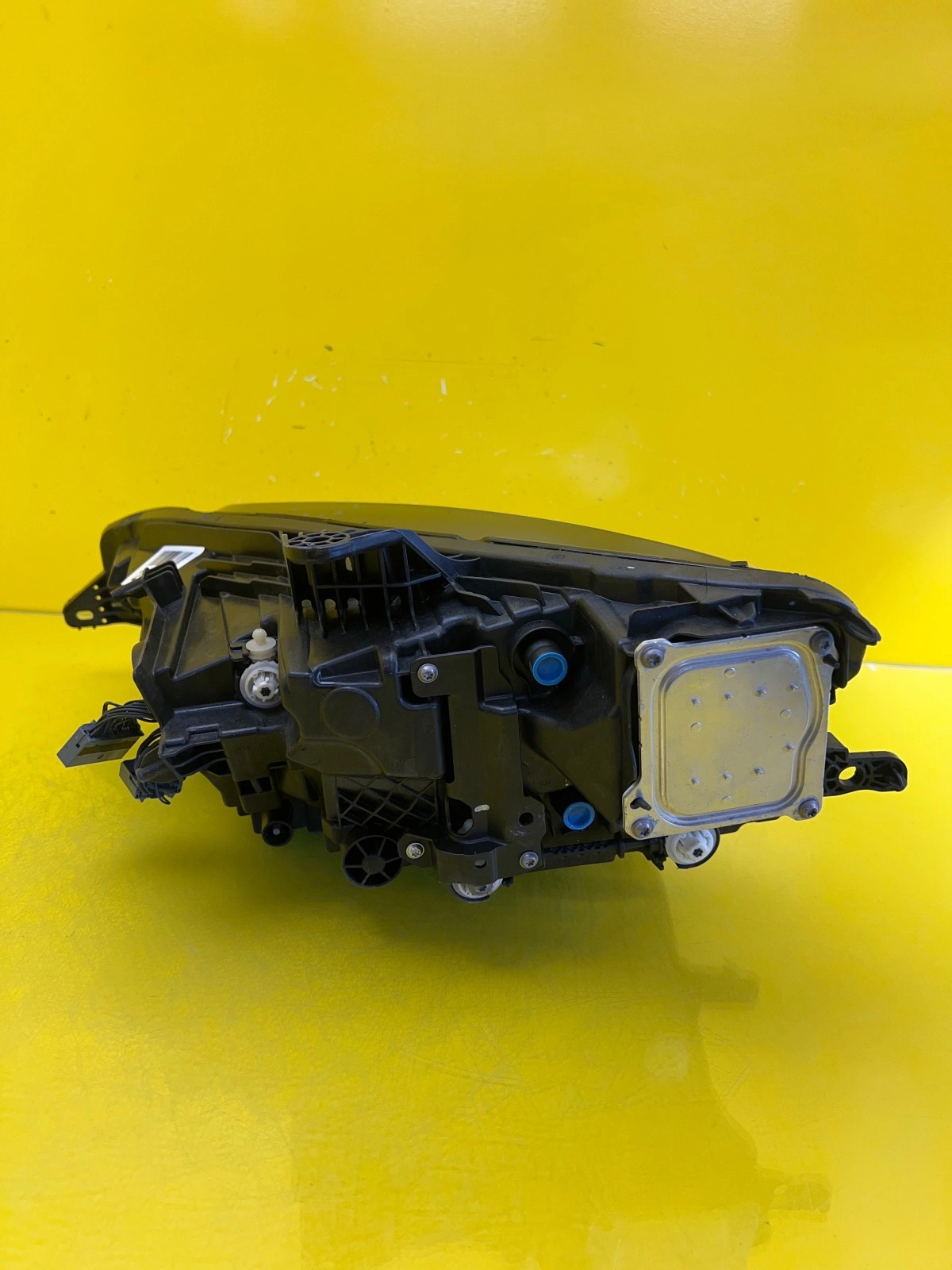 Phare droit Volvo S60 V60 MID LED 32404682 Autolamps 4 Phare droit Volvo S60 V60 MID LED 32404682