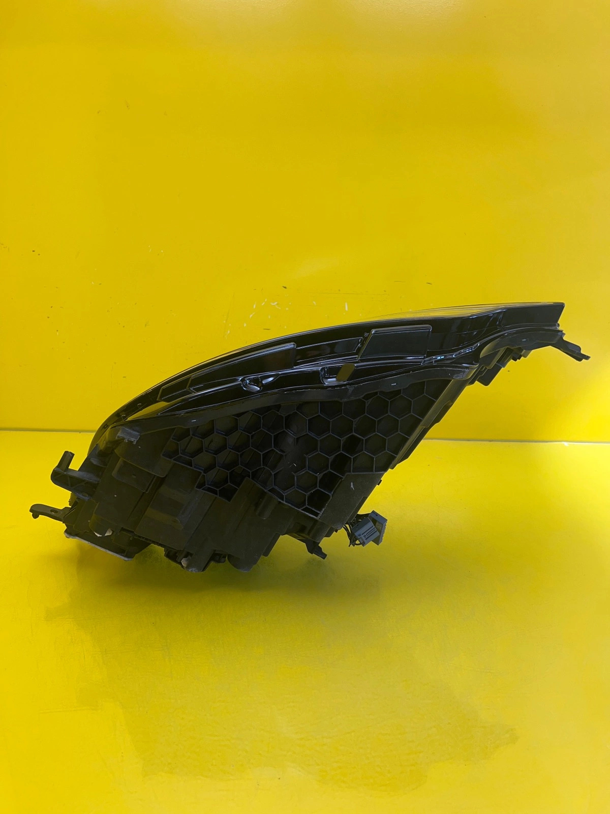 Phare droit Volvo S60 V60 MID LED 32404682 Autolamps 5 Phare droit Volvo S60 V60 MID LED 32404682