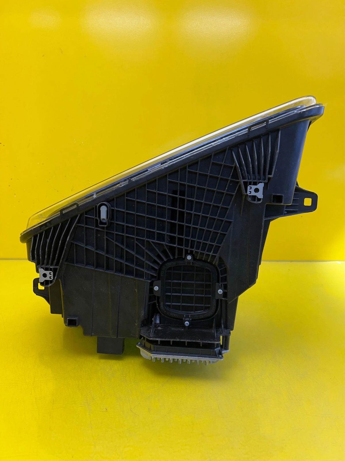 Phare droit Rolls-Royce Phantom II STARLIGHT 2023 Laser 5A196F8 Autolamps 5 Phare droit Rolls-Royce Phantom II STARLIGHT 2023 Laser 5A196F8