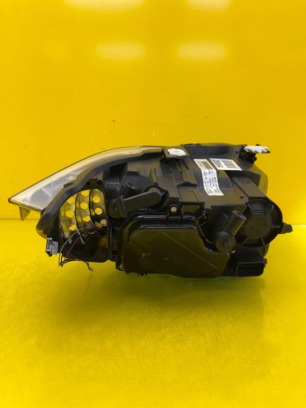 Phare Gauche Droit Bmw 3 E90 E91 Lift 08-12 Bi-Xenon Non Tournant 7240247 7240248 Autolamps 10 Phare Gauche Droit Bmw 3 E90 E91 Lift 08-12 Bi-Xenon Non Tournant 7240247 7240248