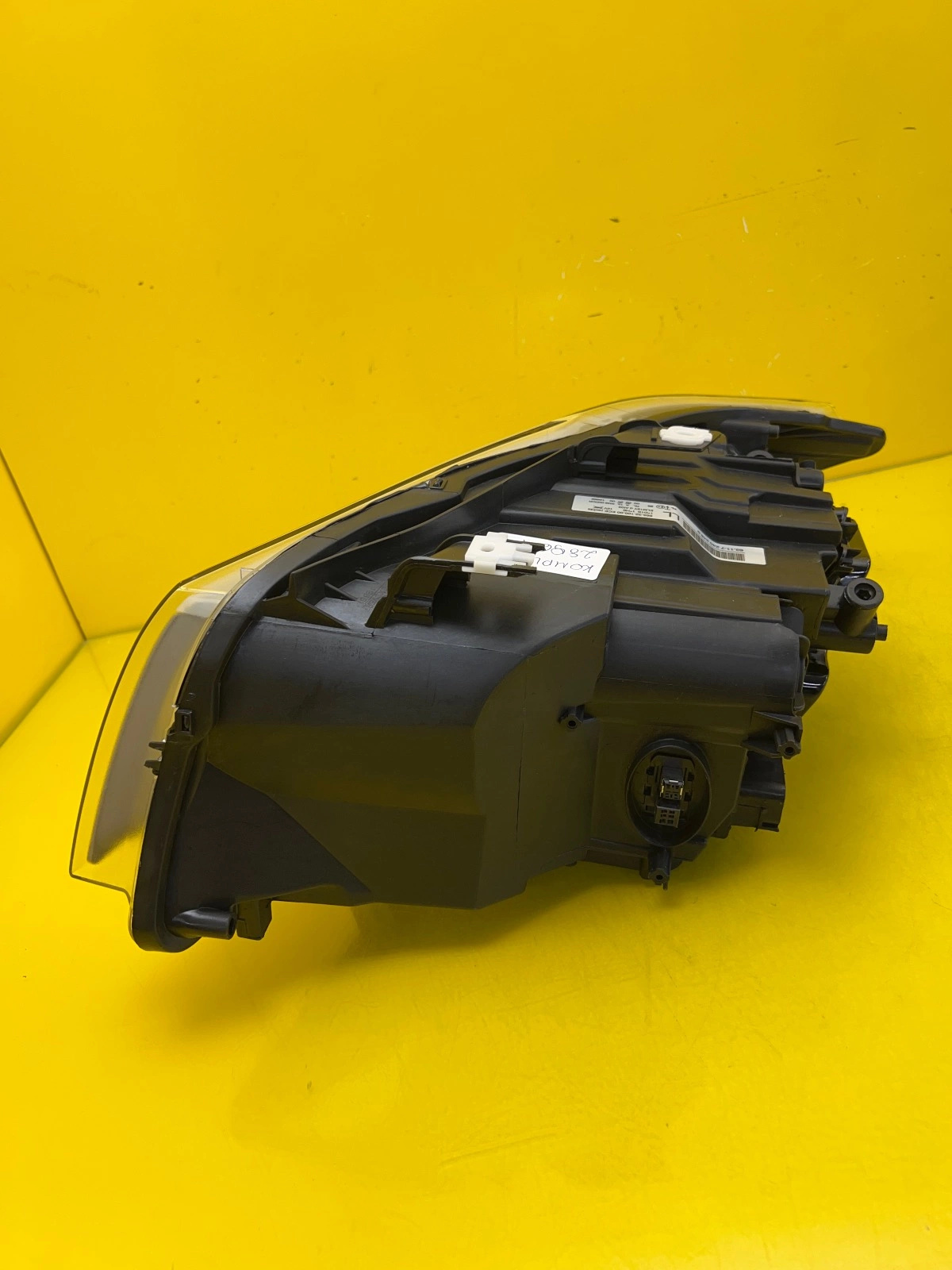 Phare Gauche Droit Bmw 3 E90 E91 Lift 08-12 Bi-Xenon Non Tournant 7240247 7240248 Autolamps 4 Phare Gauche Droit Bmw 3 E90 E91 Lift 08-12 Bi-Xenon Non Tournant 7240247 7240248