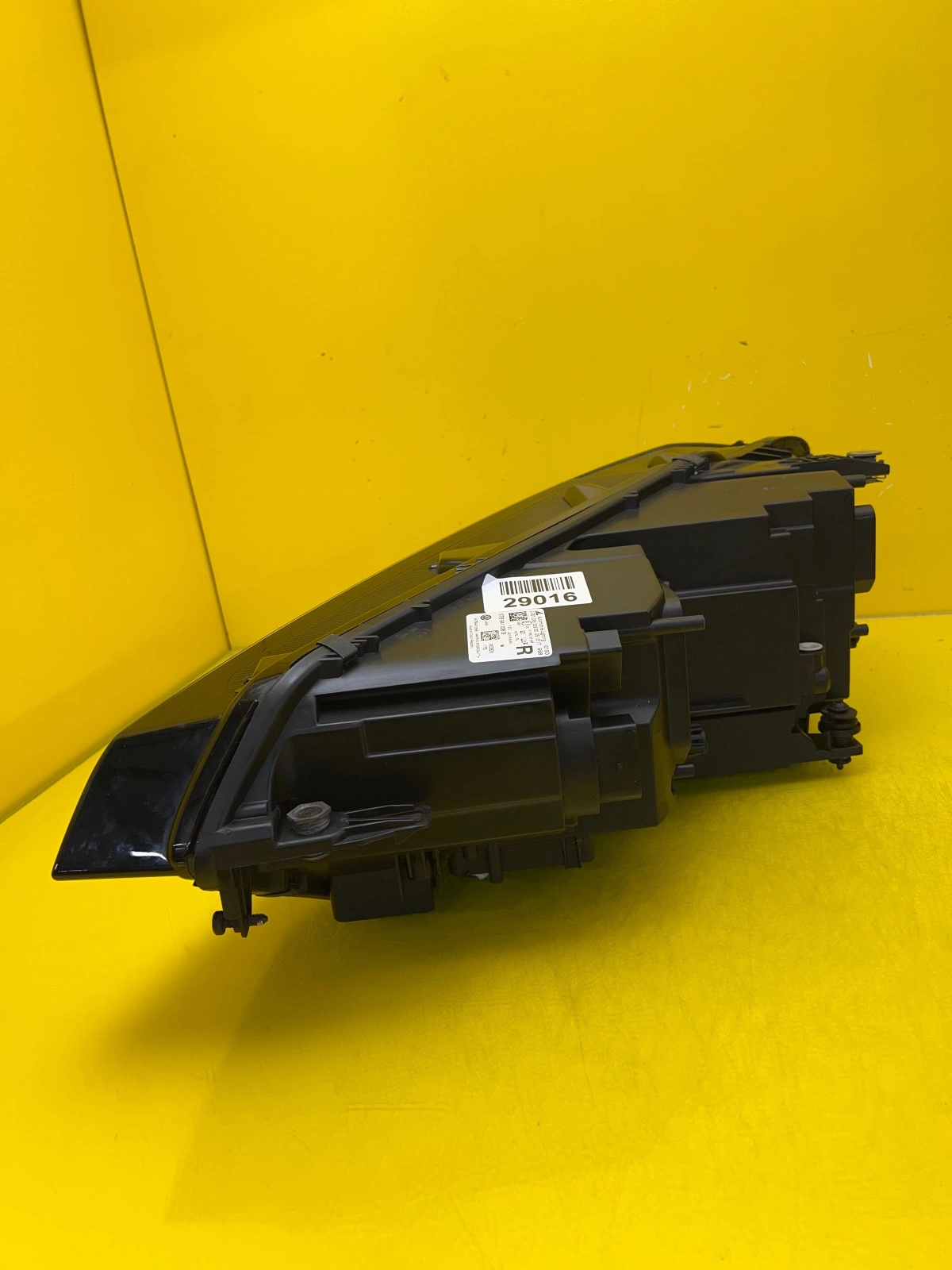 Phare droit VW Touran 3 III 5TB 15- Full Led 5TB941036B Autolamps 3 Phare droit VW Touran 3 III 5TB 15- Full Led 5TB941036B