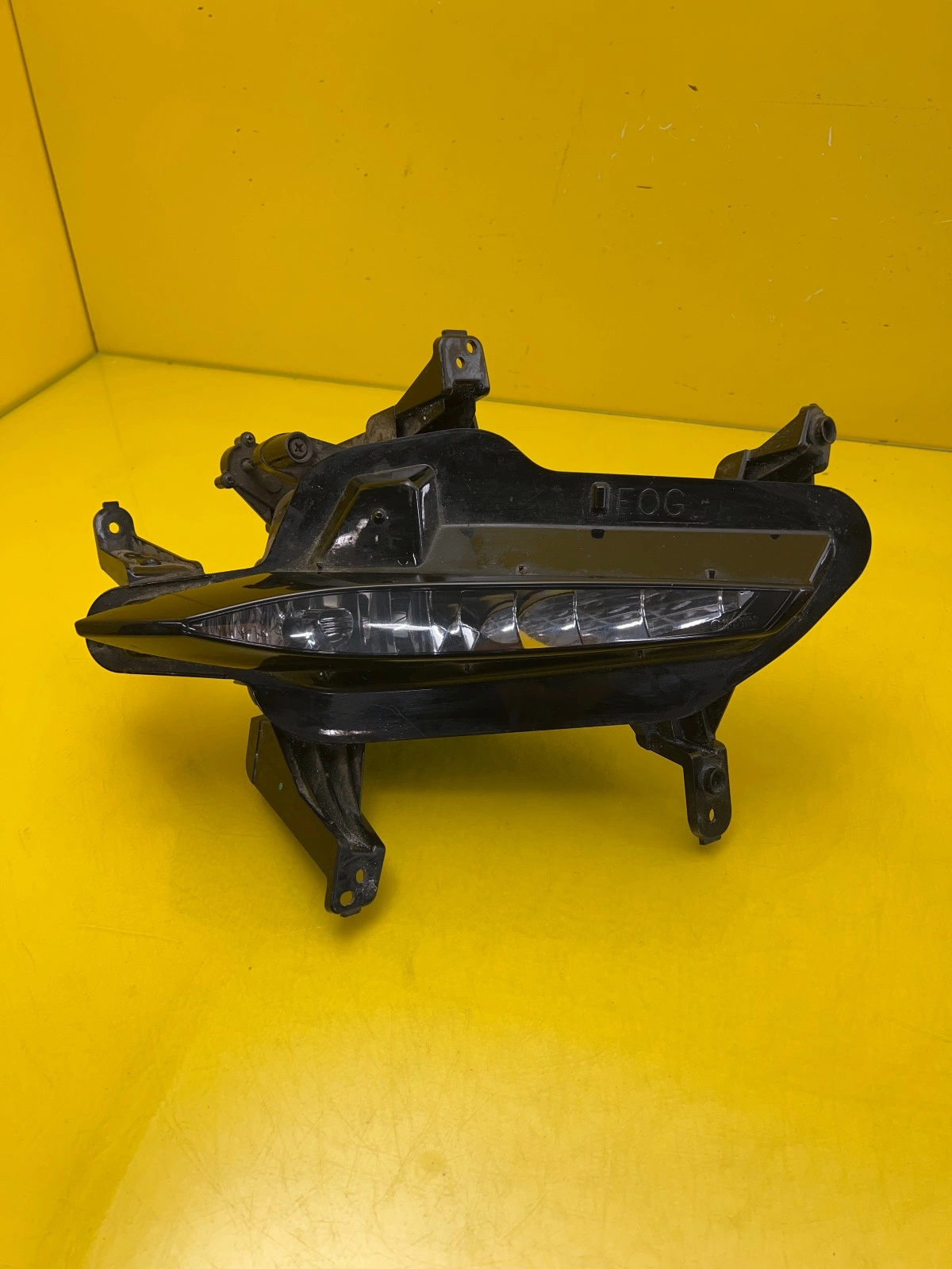 Halogène Avant Droit Kia Ceed III 3 Lift 2021- Led 92202-J7500 Autolamps Halogène Avant Droit Kia Ceed III 3 Lift 2021- Led 92202-J7500