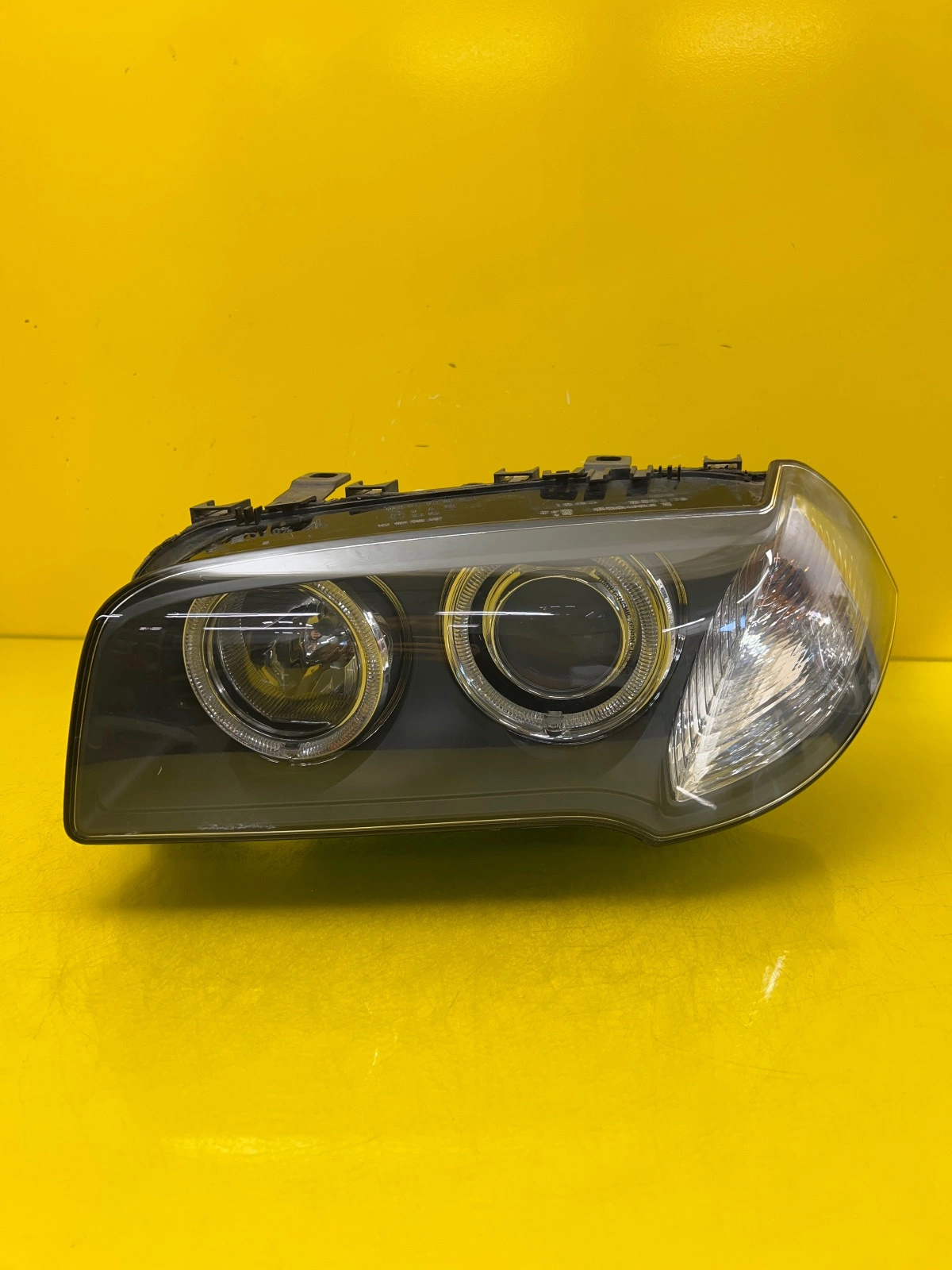 Phare gauche BMW X3 E83 Lift LCI Bi-Xenon 3456039-01 Autolamps Phare gauche BMW X3 E83 Lift LCI Bi-Xenon 3456039-01