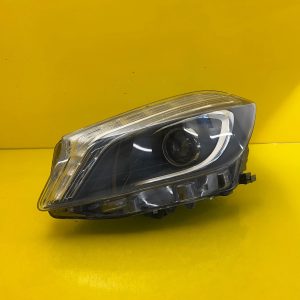 Phare gauche Mercedes Classe A W176 Xenon A1768201161