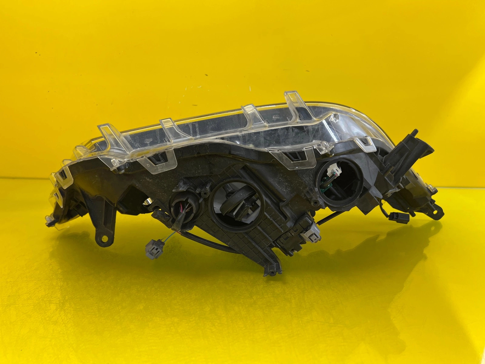 Phare avant gauche Toyota Rav4 V Full Led Autolamps 5 Phare avant gauche Toyota Rav4 V Full Led