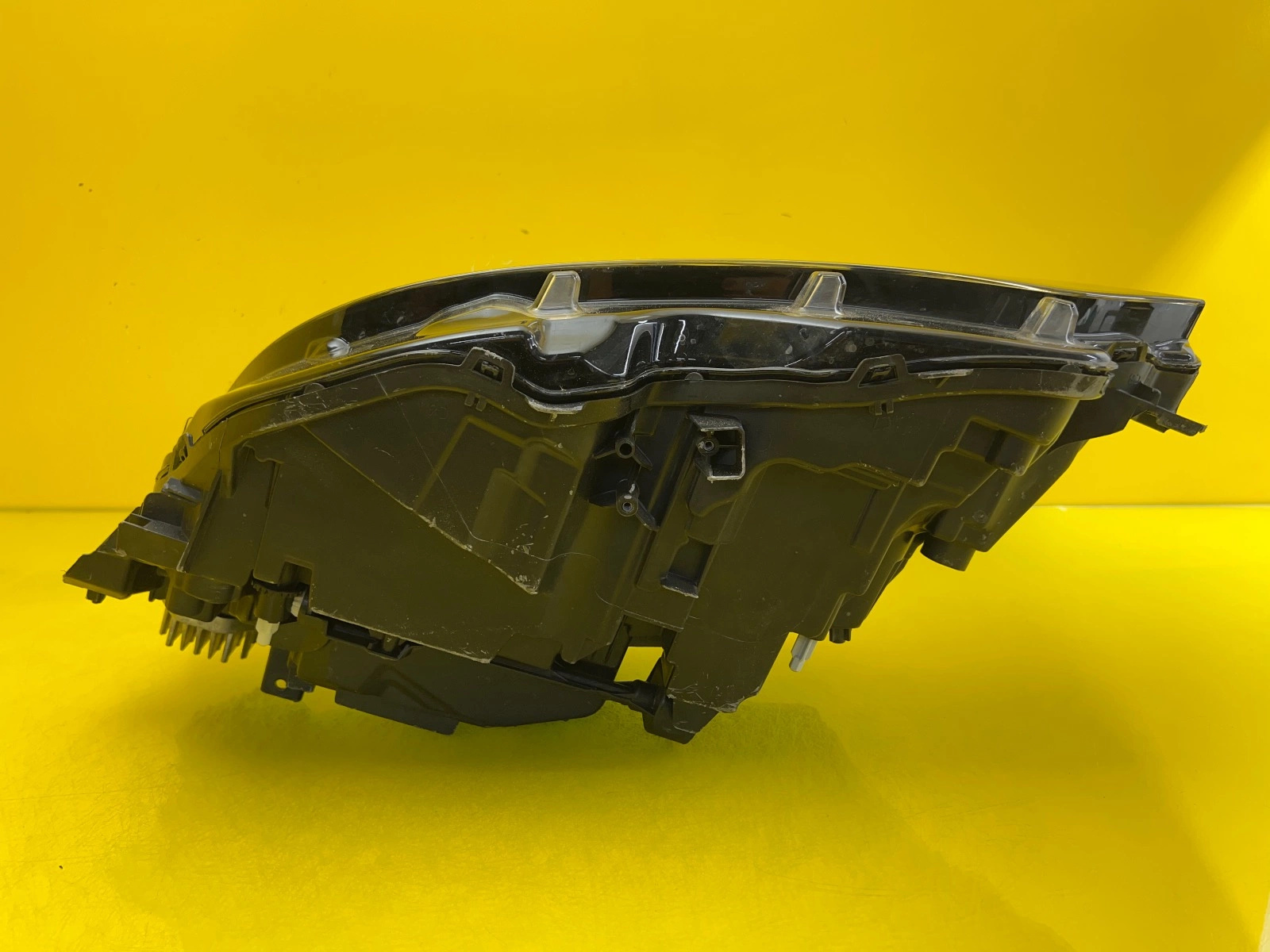 Phare droit Volvo SV90 S90 V90 Mid Led 32420452 Autolamps 5 Phare droit Volvo SV90 S90 V90 Mid Led 32420452