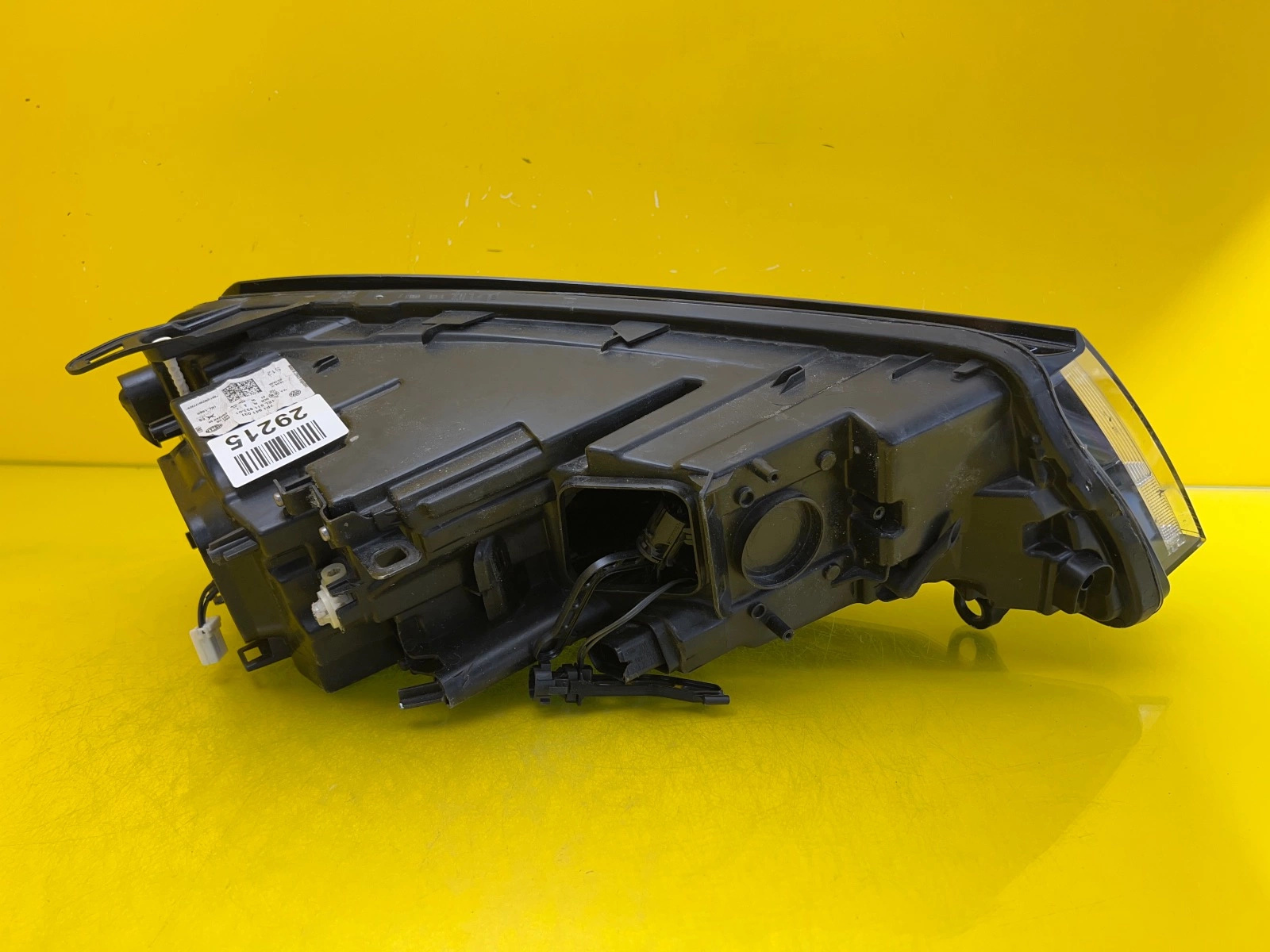 Phare avant gauche VW Touareg 2 II Lift 14- Bi-Xenon 7P1941031 Autolamps 3 Phare avant gauche VW Touareg 2 II Lift 14- Bi-Xenon 7P1941031