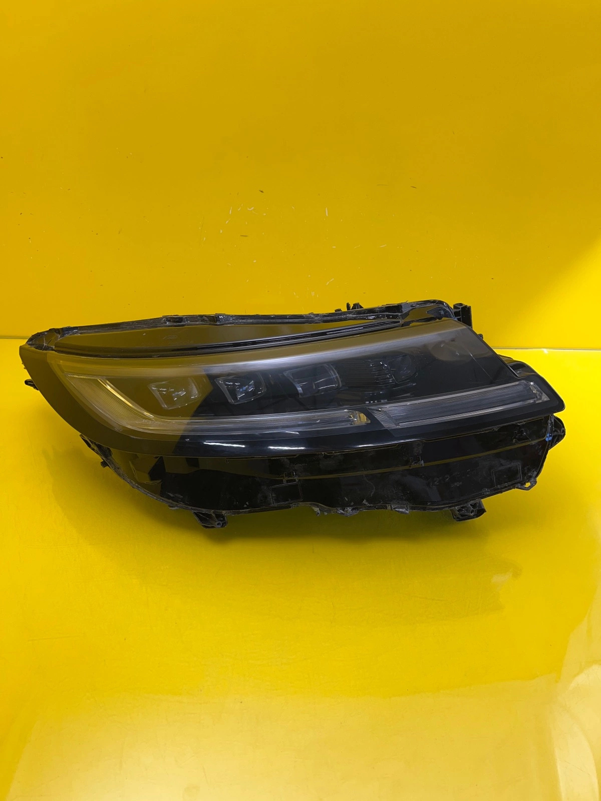 Phare droit Range Rover Sport 3 L 461 N9X2-13W029-HC Full Led Autolamps Phare droit Range Rover Sport 3 L 461 N9X2-13W029-HC Full Led