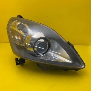 Phare droit Opel Zafira B 2 II BI XENON 24451045