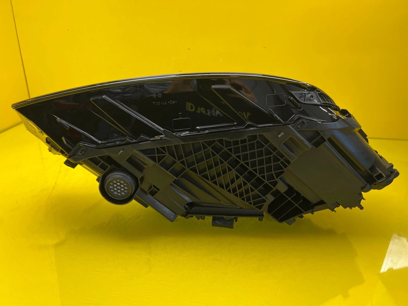 Phare Droit Gauche Audi Q7 4M Full Led 4M0941034 4M0941033 Autolamps 11 Phare Droit Gauche Audi Q7 4M Full Led 4M0941034 4M0941033