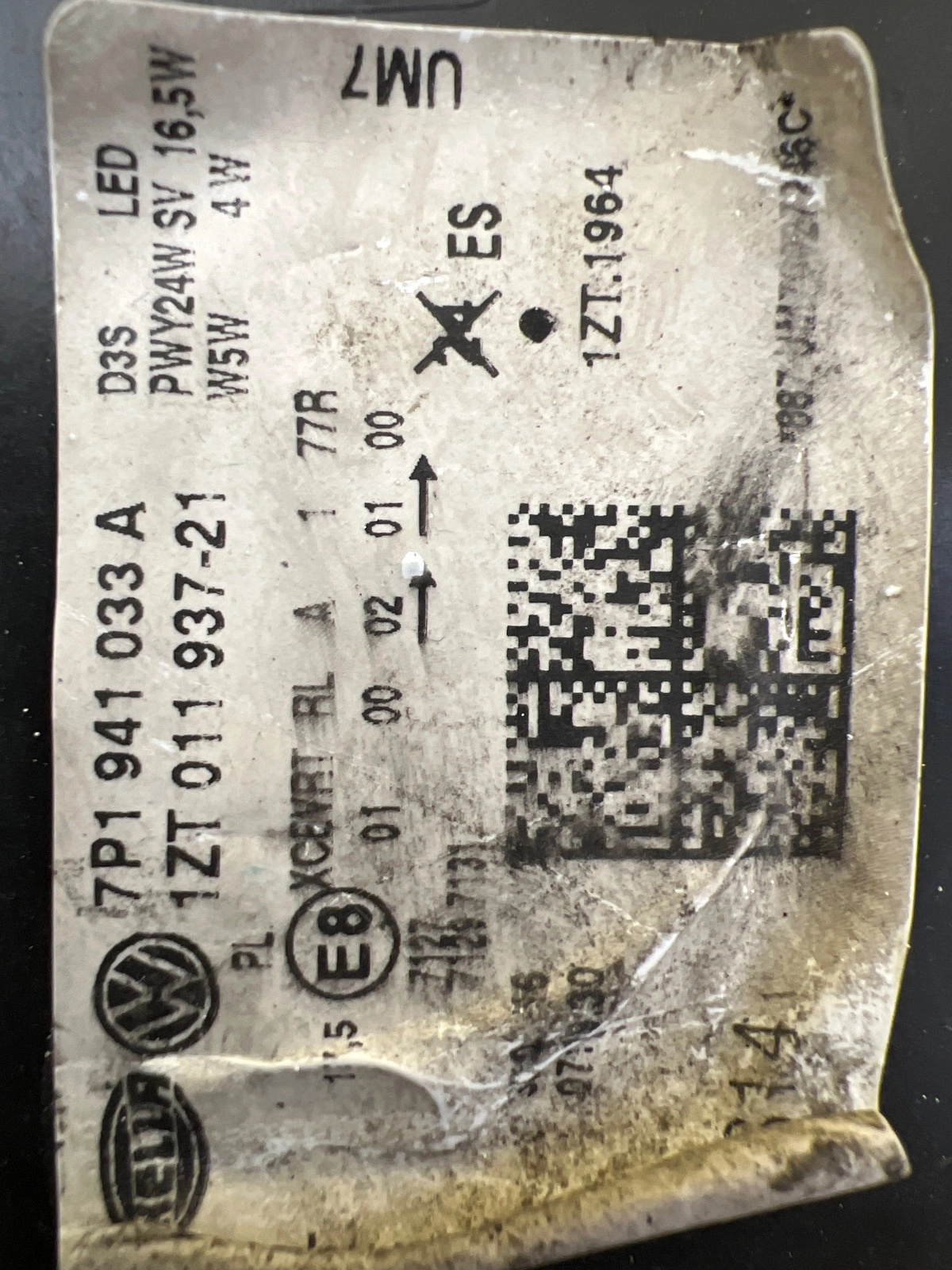 Phare gauche VW Touareg II Lift 15- Xenon 7P1941033A Autolamps 2 Phare gauche VW Touareg II Lift 15- Xenon 7P1941033A